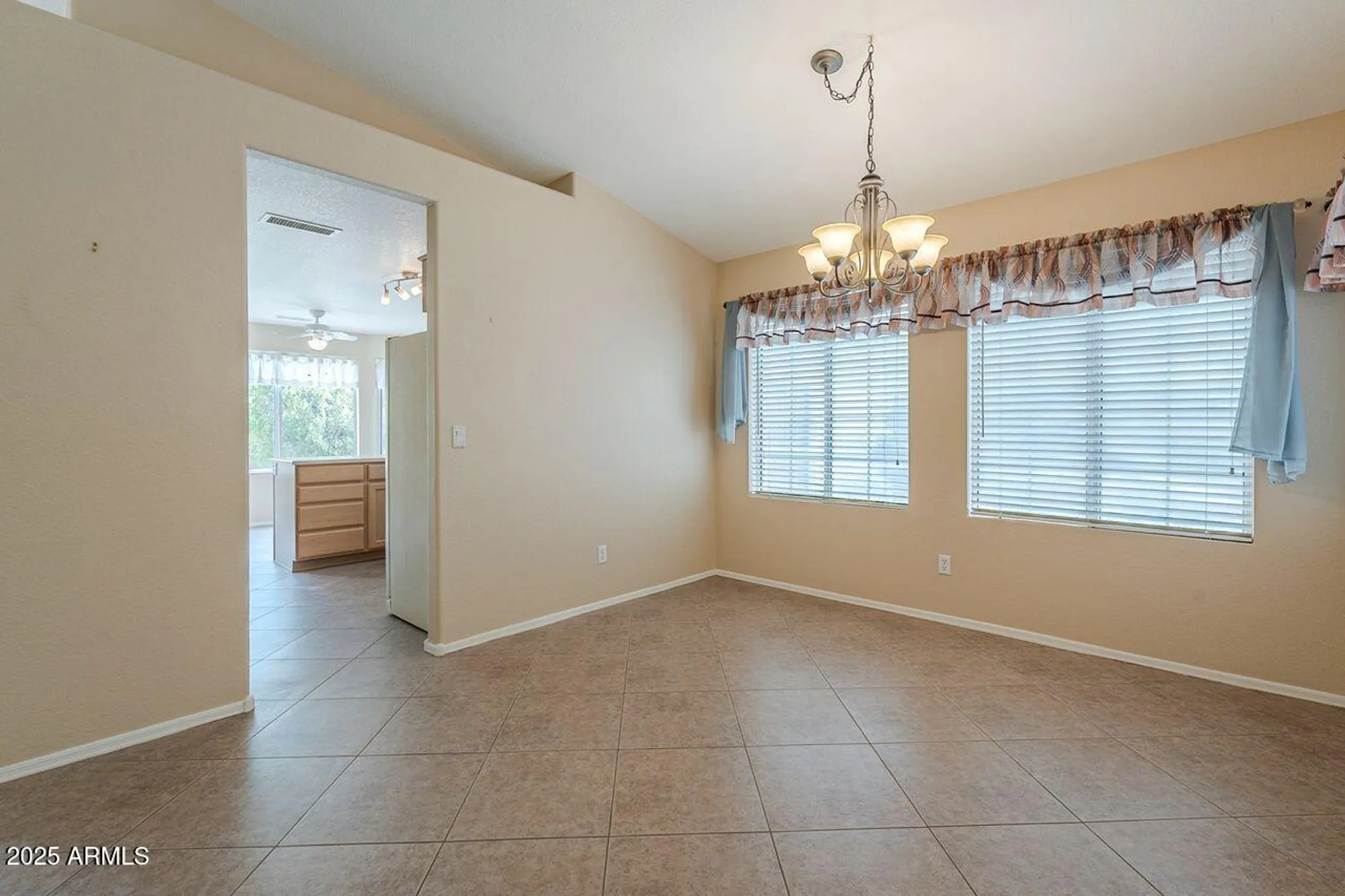 Property Slideshow image 26 of 60 | 10722 w irma ln, Peoria, AZ, 85373