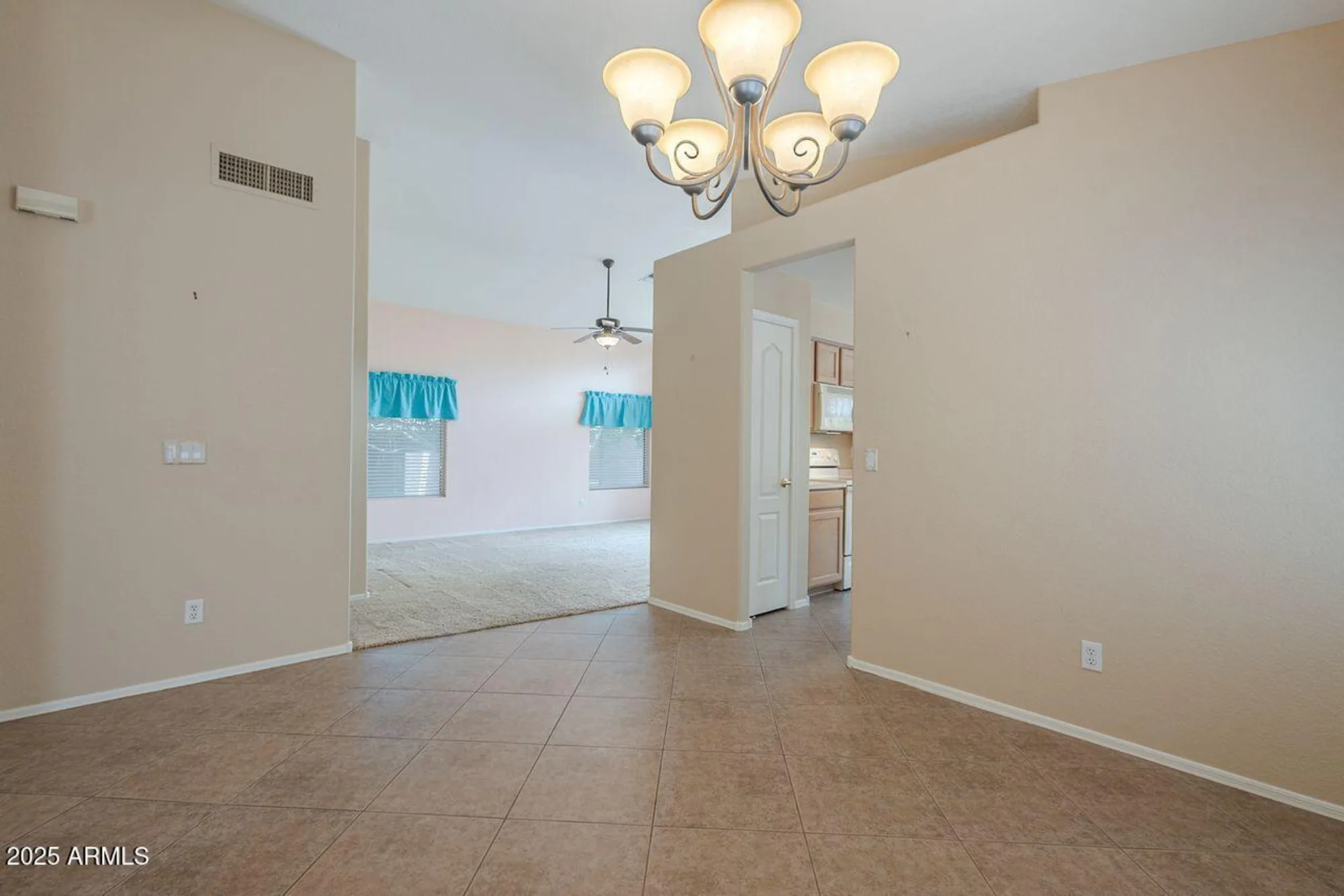 Property Slideshow image 28 of 60 | 10722 w irma ln, Peoria, AZ, 85373
