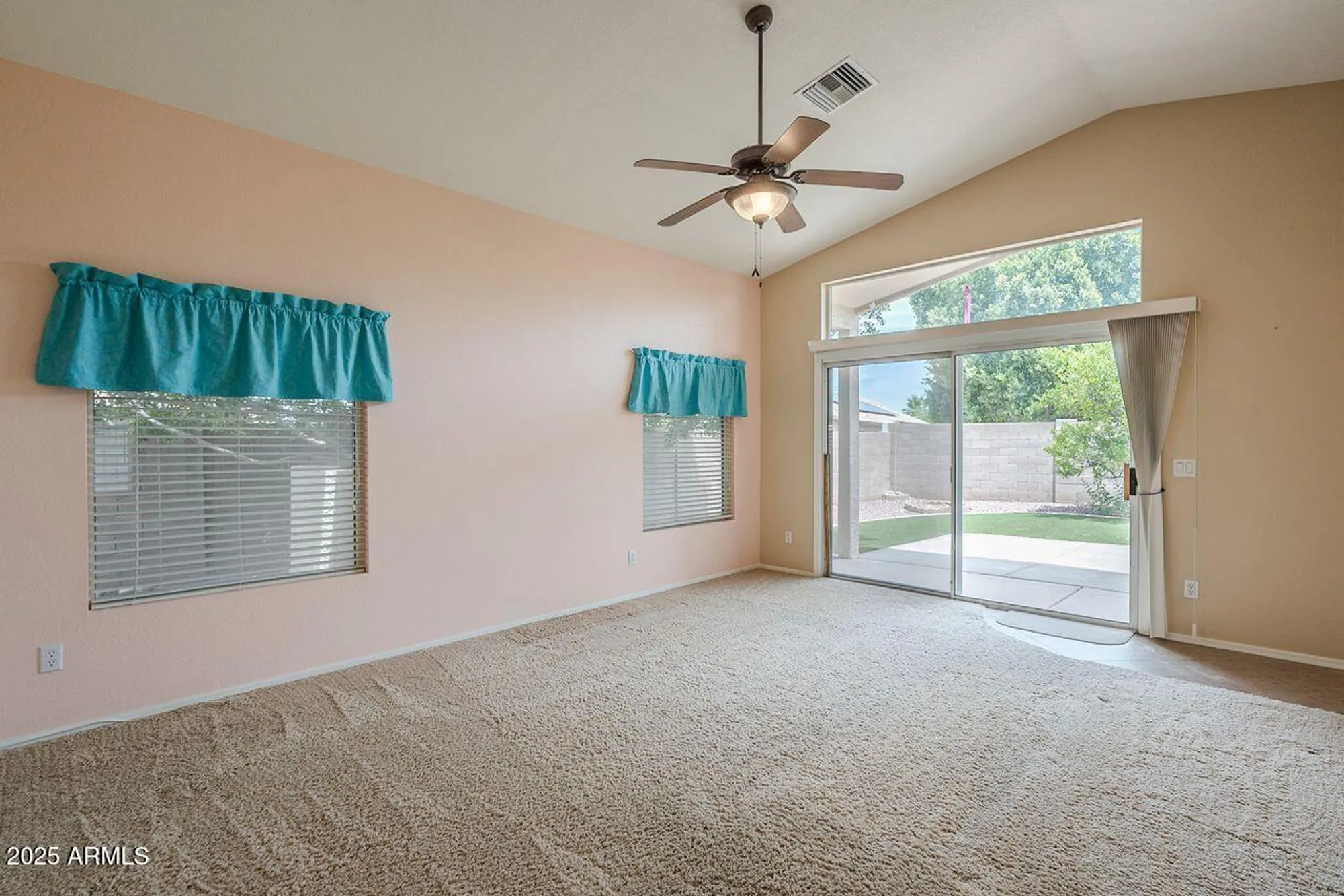 Property Slideshow image 35 of 60 | 10722 w irma ln, Peoria, AZ, 85373