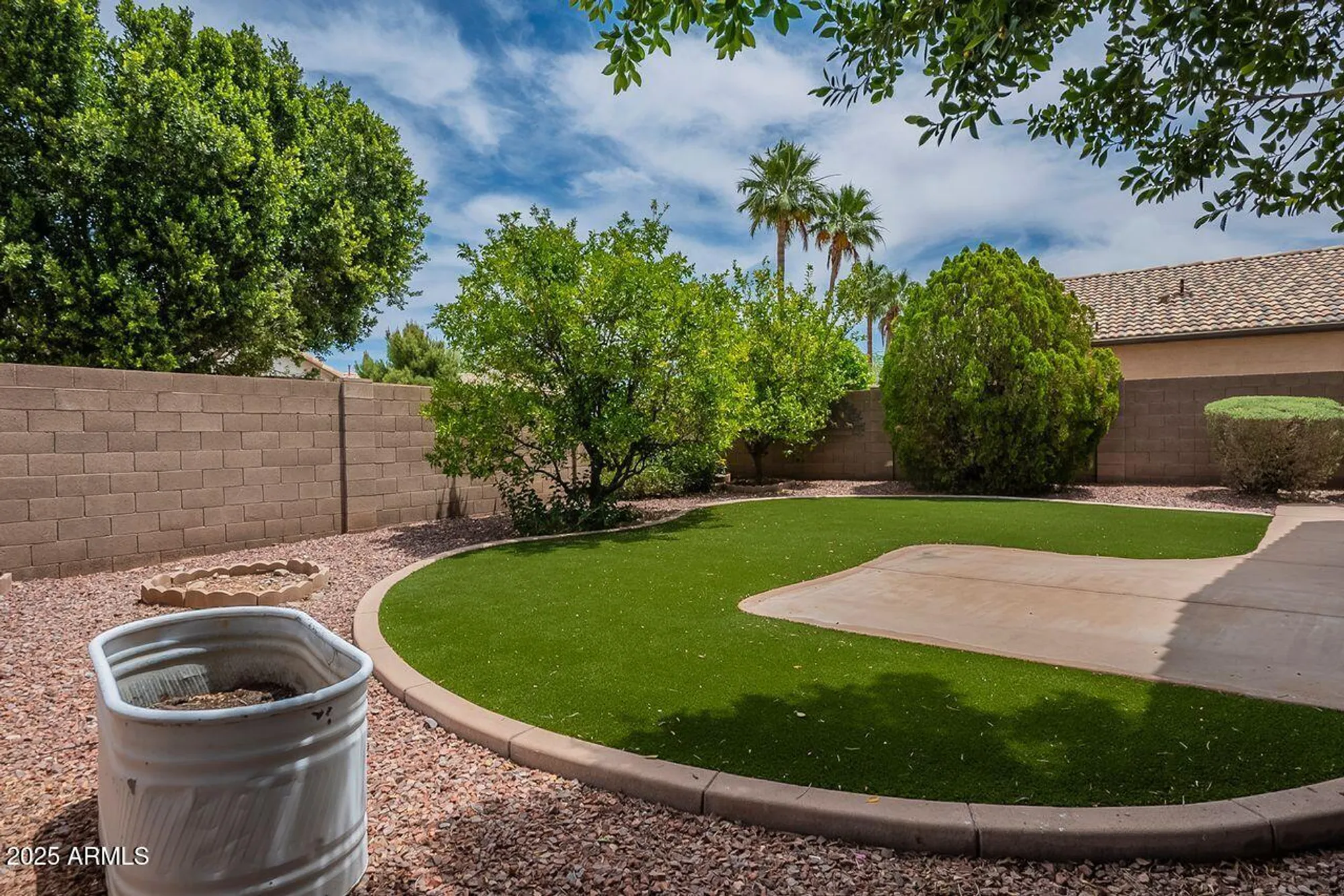 Property Slideshow image 42 of 60 | 10722 w irma ln, Peoria, AZ, 85373