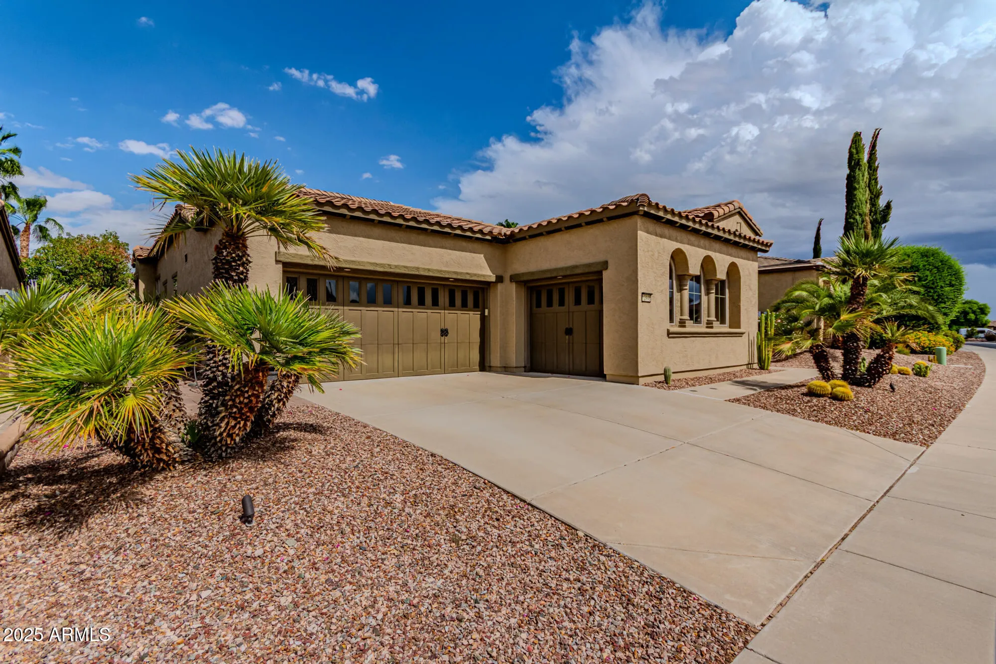 Property Slideshow image 7 of 80 | 12448 w rosewood ln, Peoria, AZ, 85383