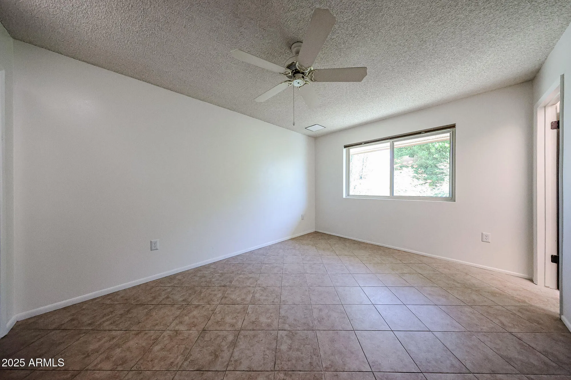 Property Slideshow image 17 of 39 | 14227 n sierra dawn way, Sun City, AZ, 85351