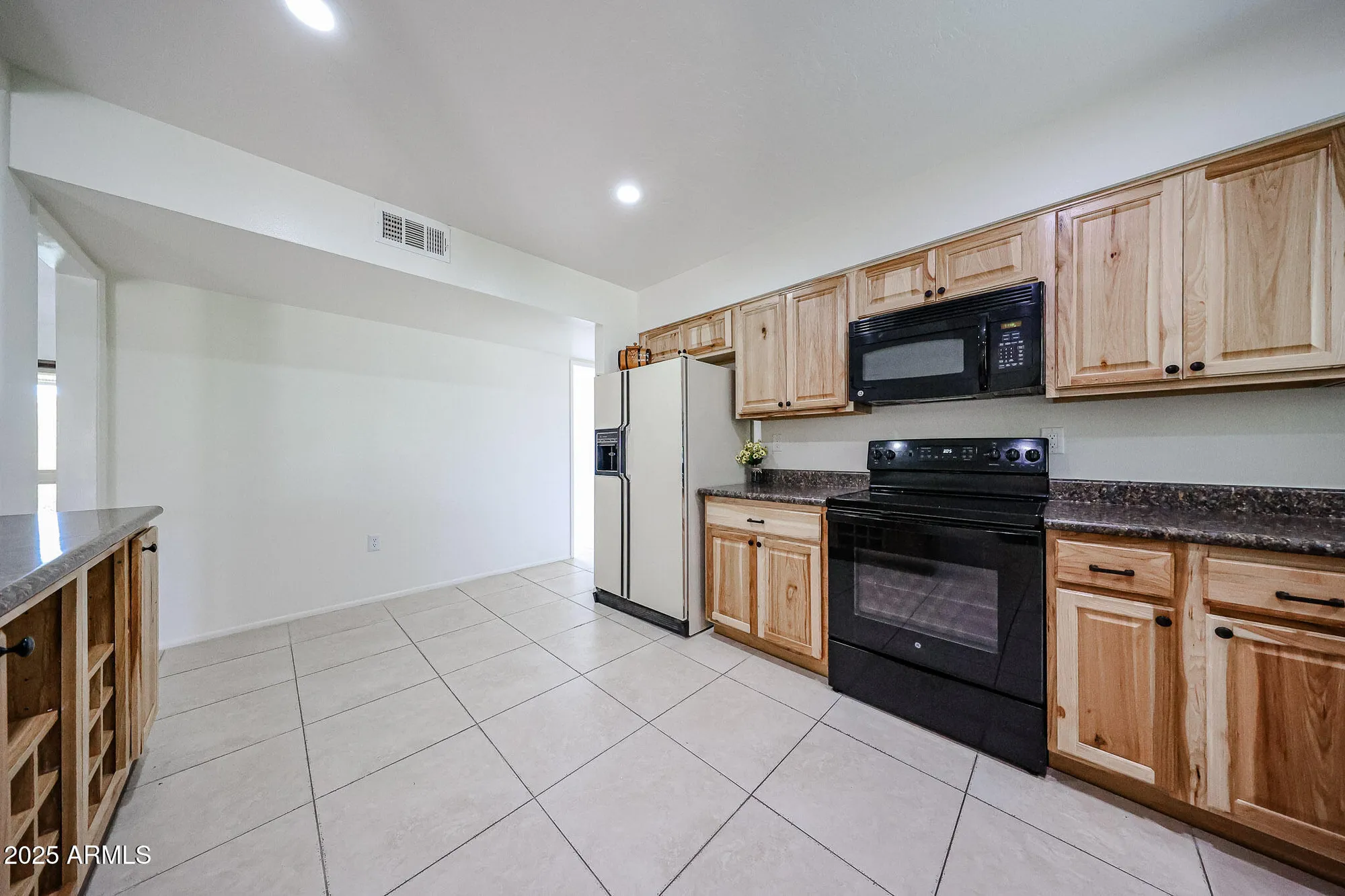 Property Slideshow image 11 of 39 | 14227 n sierra dawn way, Sun City, AZ, 85351