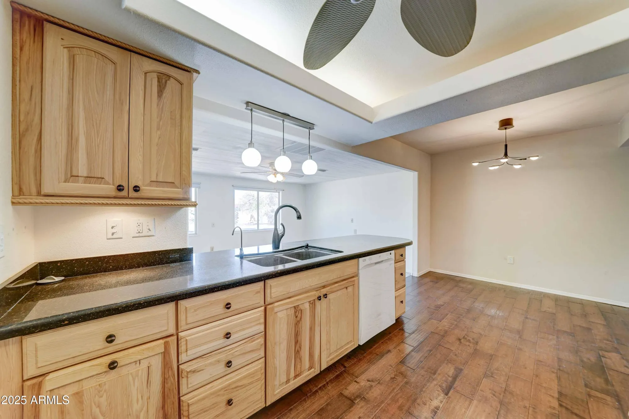 Property Slideshow image 5 of 36 | 14439 n sun valley dr, Sun City, AZ, 85351