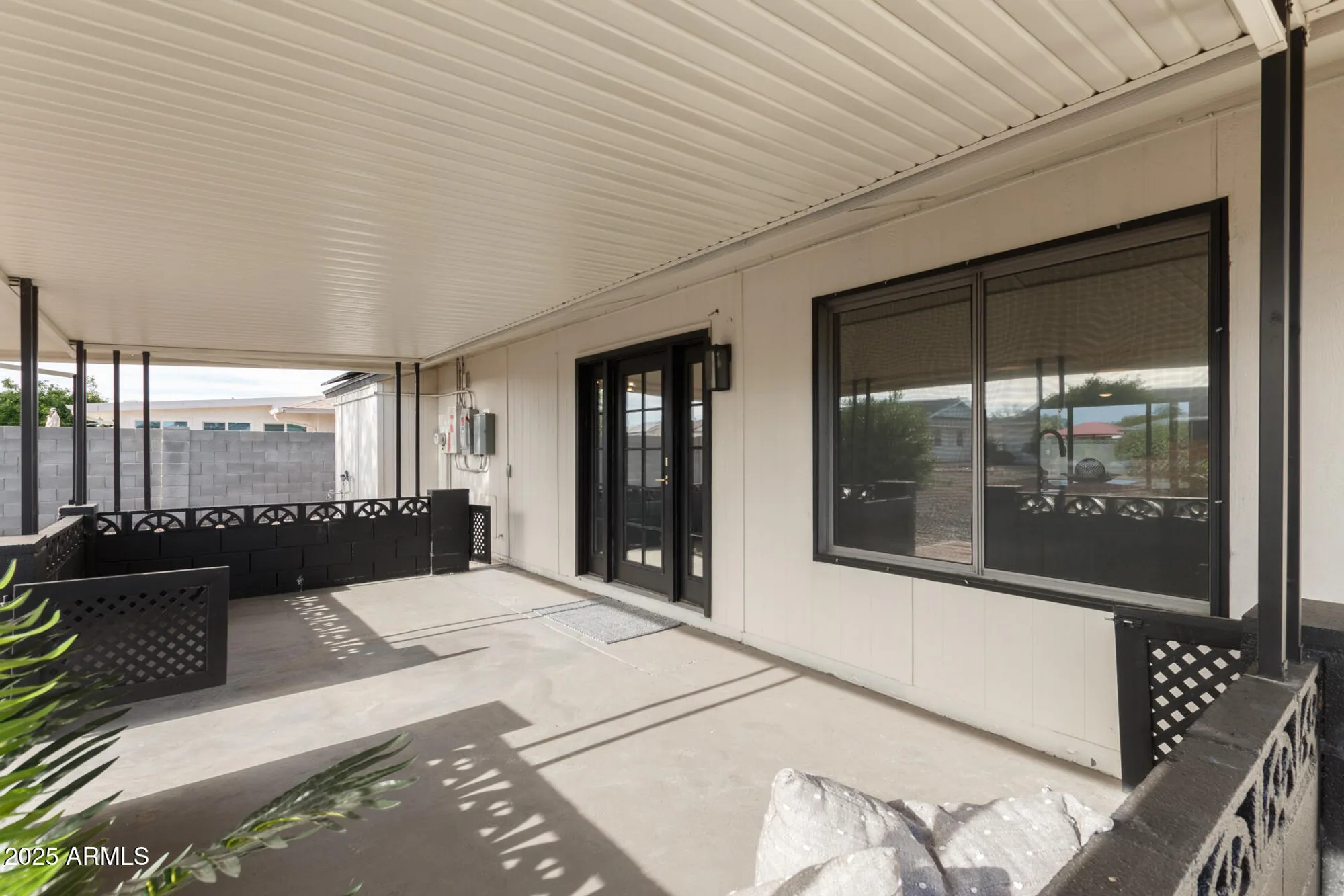 Property Slideshow image 23 of 26 | 9339 w spanish moss ln, Sun City, AZ, 85373