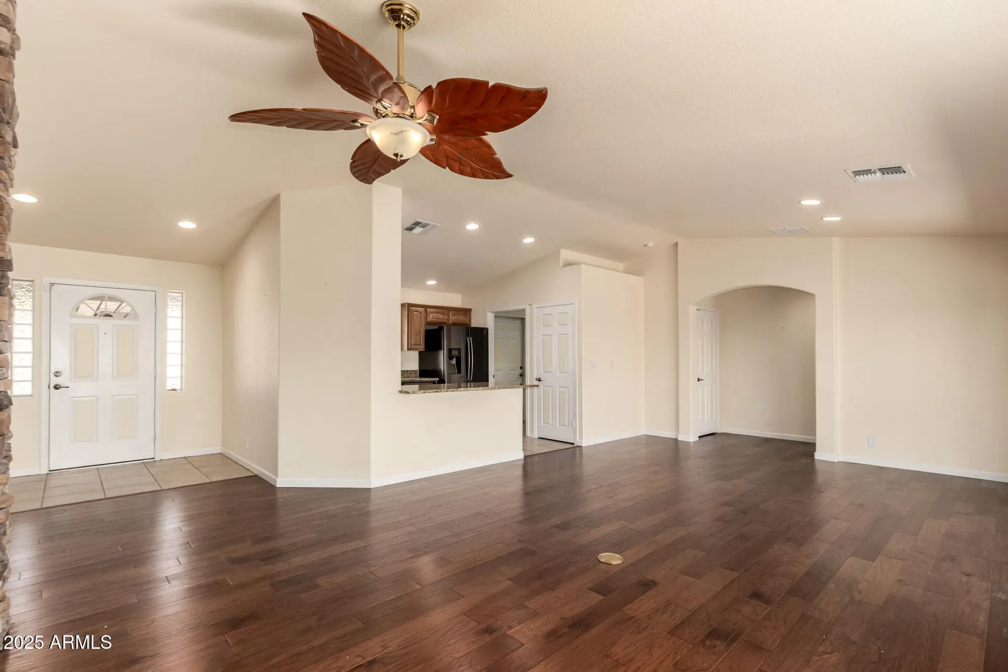 Property Slideshow image 13 of 34 | 11027 e natal ave, Mesa, AZ, 85209