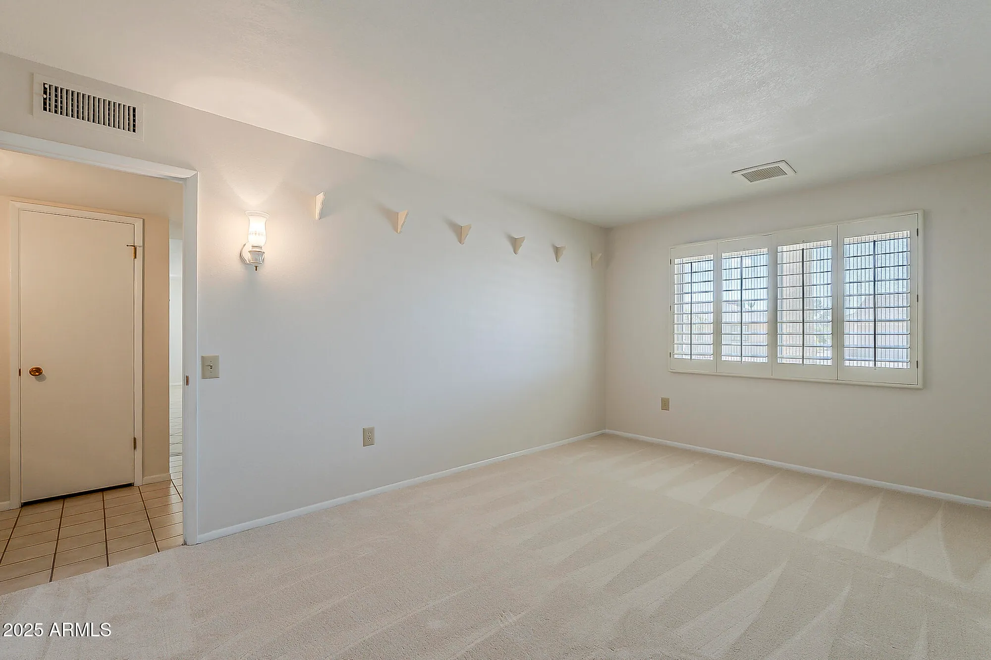 Property Slideshow image 26 of 38 | 10514 w willow creek cir, Sun City, AZ, 85373