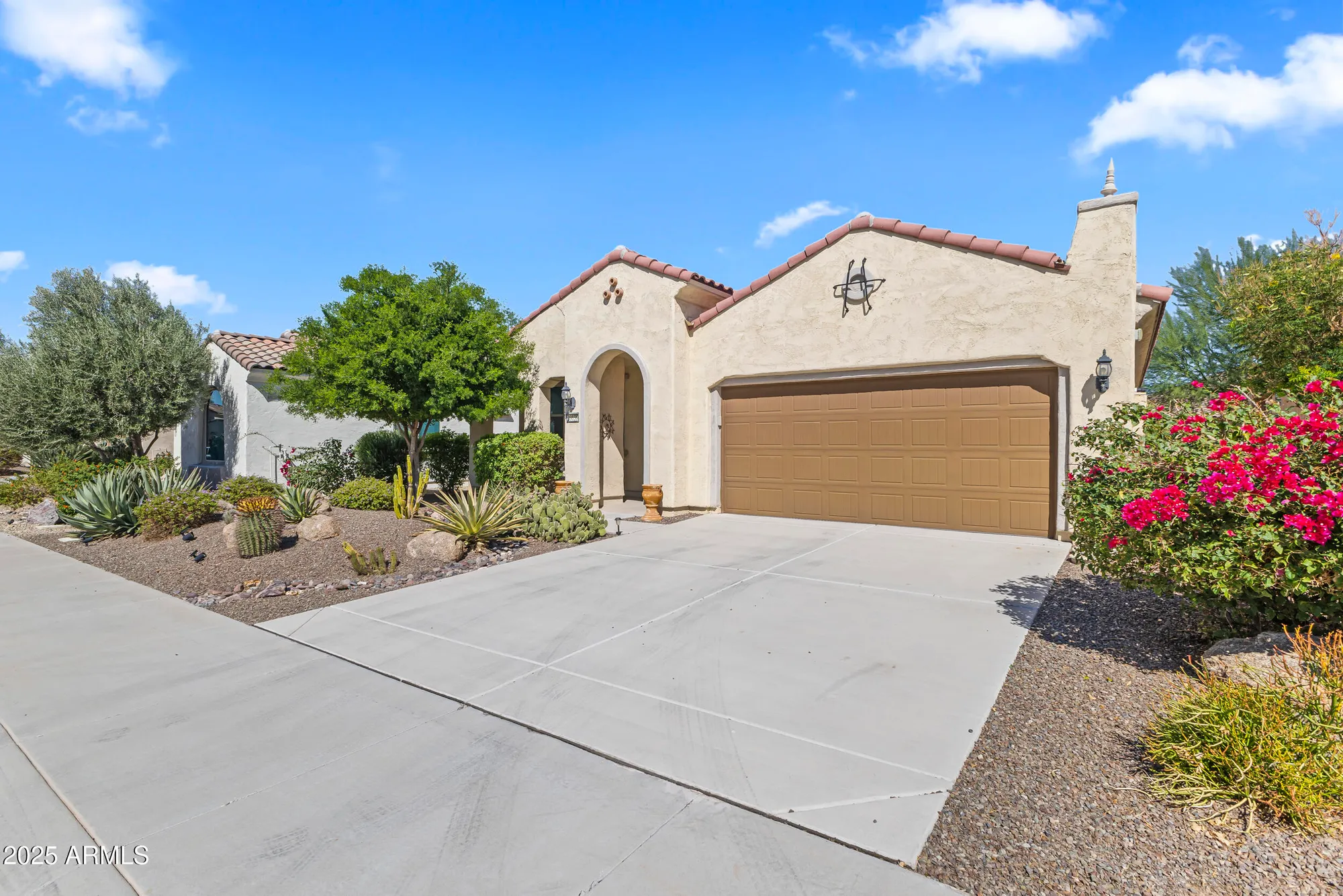 Property Slideshow image 3 of 55 | 26638 w zachary dr, Buckeye, AZ, 85396
