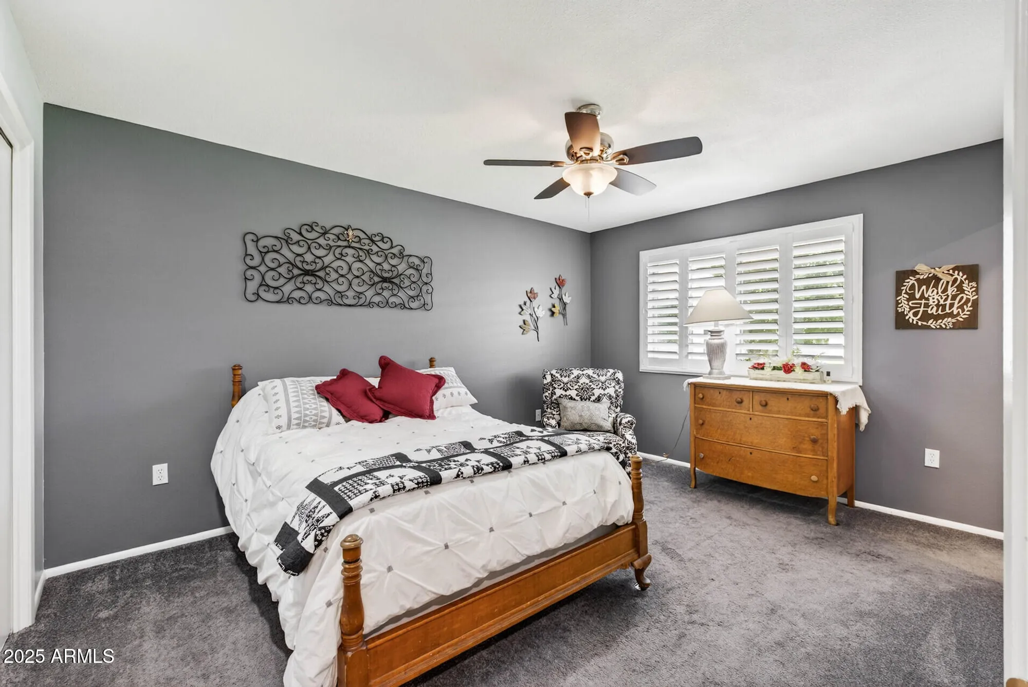 Property Slideshow image 24 of 41 | 10502 w roundelay cir, Sun City, AZ, 85351