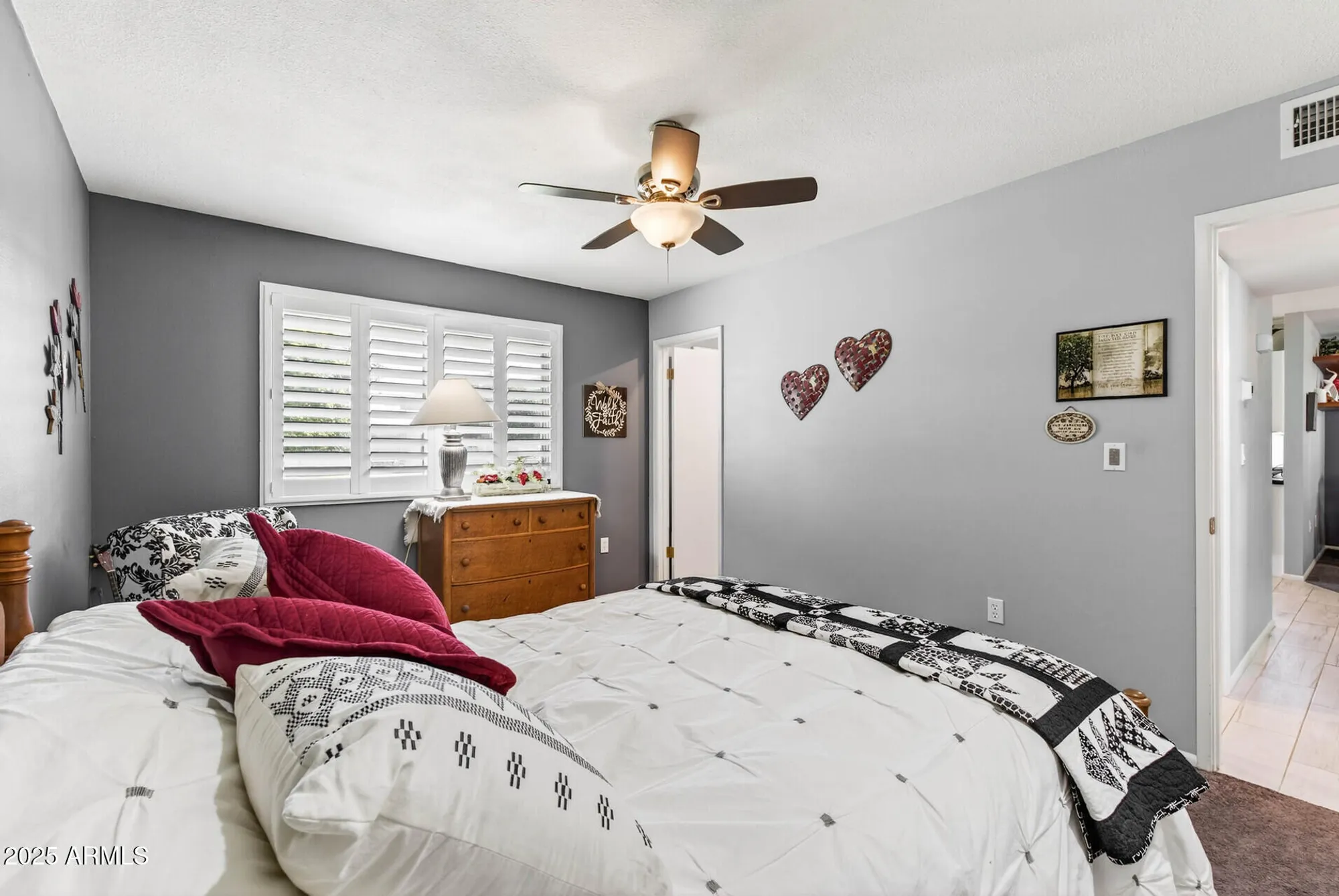 Property Slideshow image 25 of 41 | 10502 w roundelay cir, Sun City, AZ, 85351