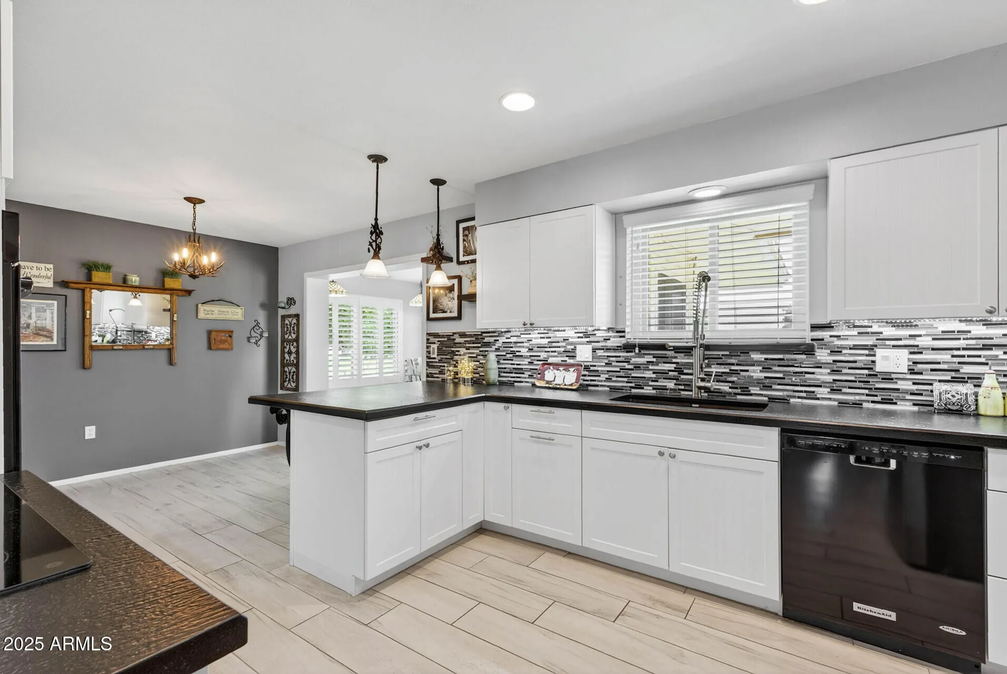 Property Slideshow image 20 of 41 | 10502 w roundelay cir, Sun City, AZ, 85351