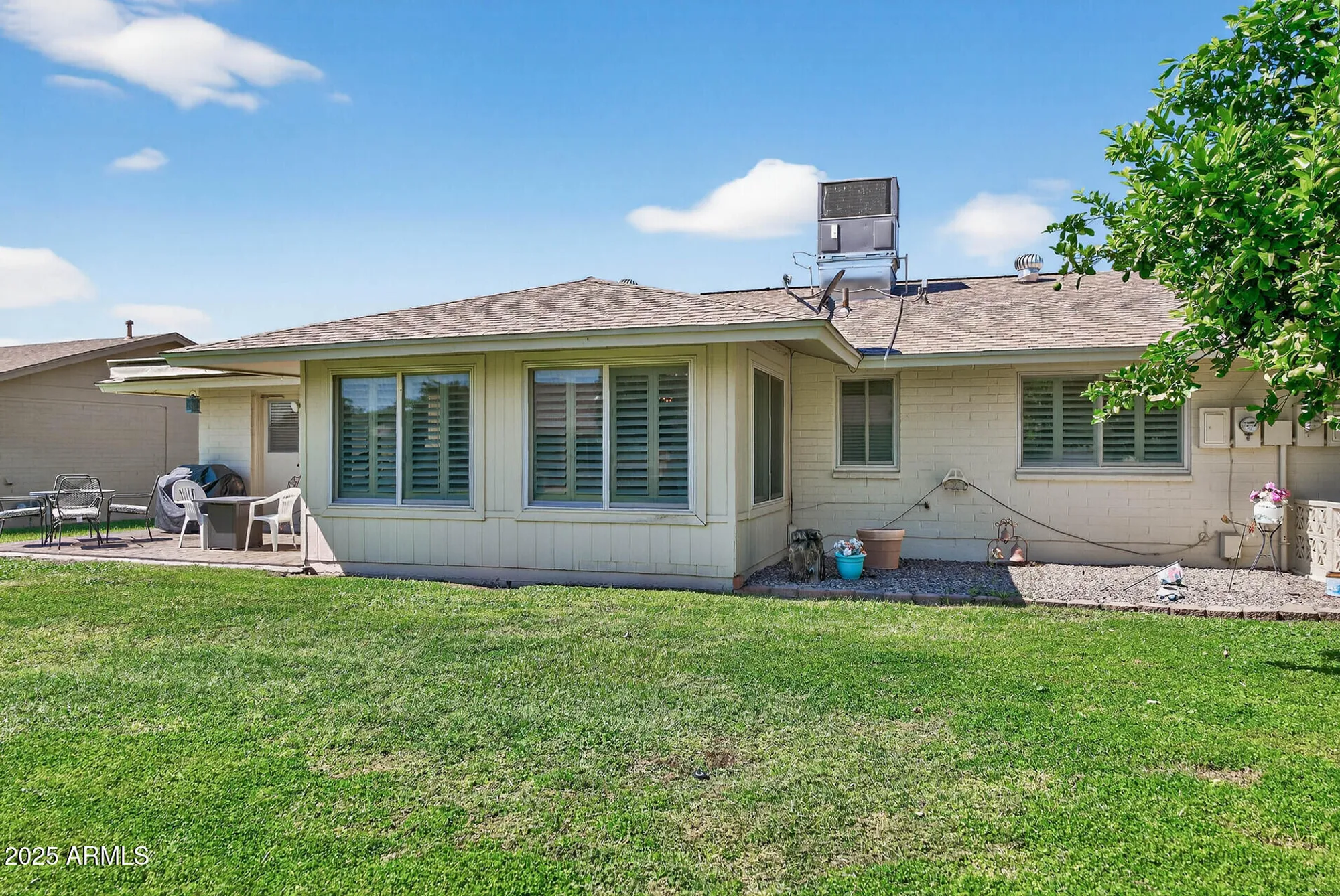 Property Slideshow image 33 of 41 | 10502 w roundelay cir, Sun City, AZ, 85351