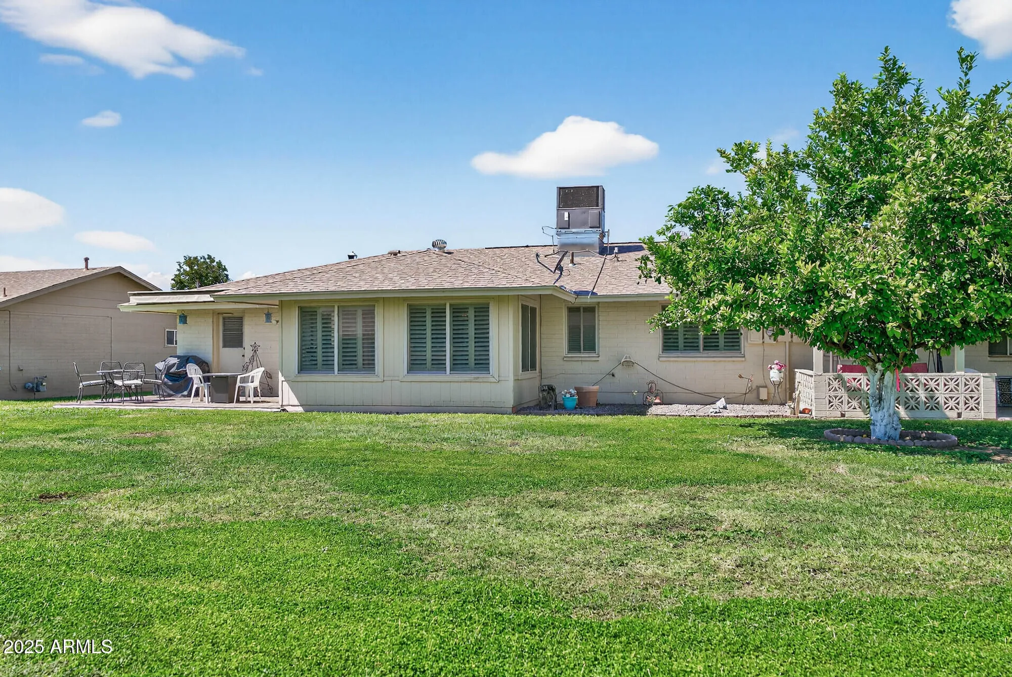 Property Slideshow image 34 of 41 | 10502 w roundelay cir, Sun City, AZ, 85351