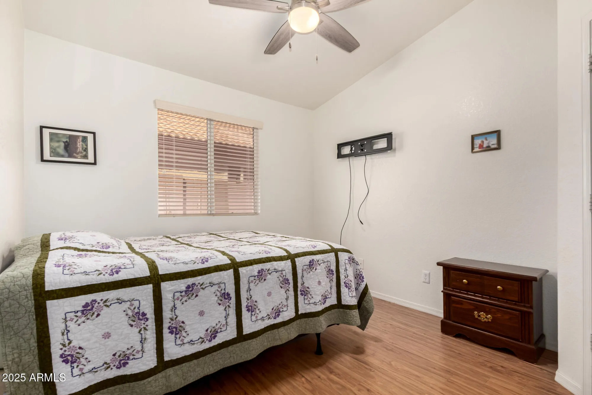 Property Slideshow image 13 of 18 | 10630 w mohawk ln, Peoria, AZ, 85382