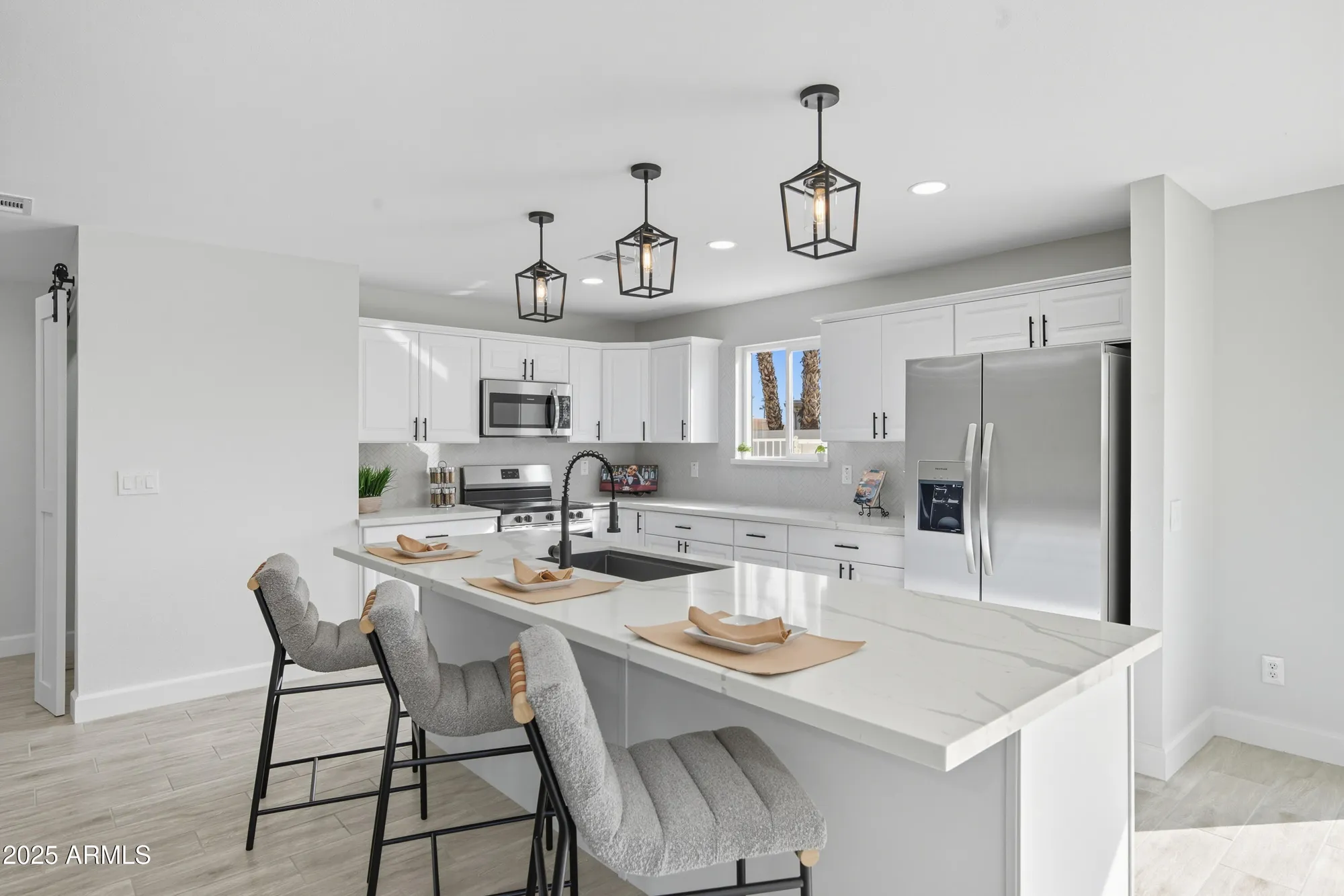 Property Slideshow image 8 of 37 | 26661 s howard dr, Sun Lakes, AZ, 85248