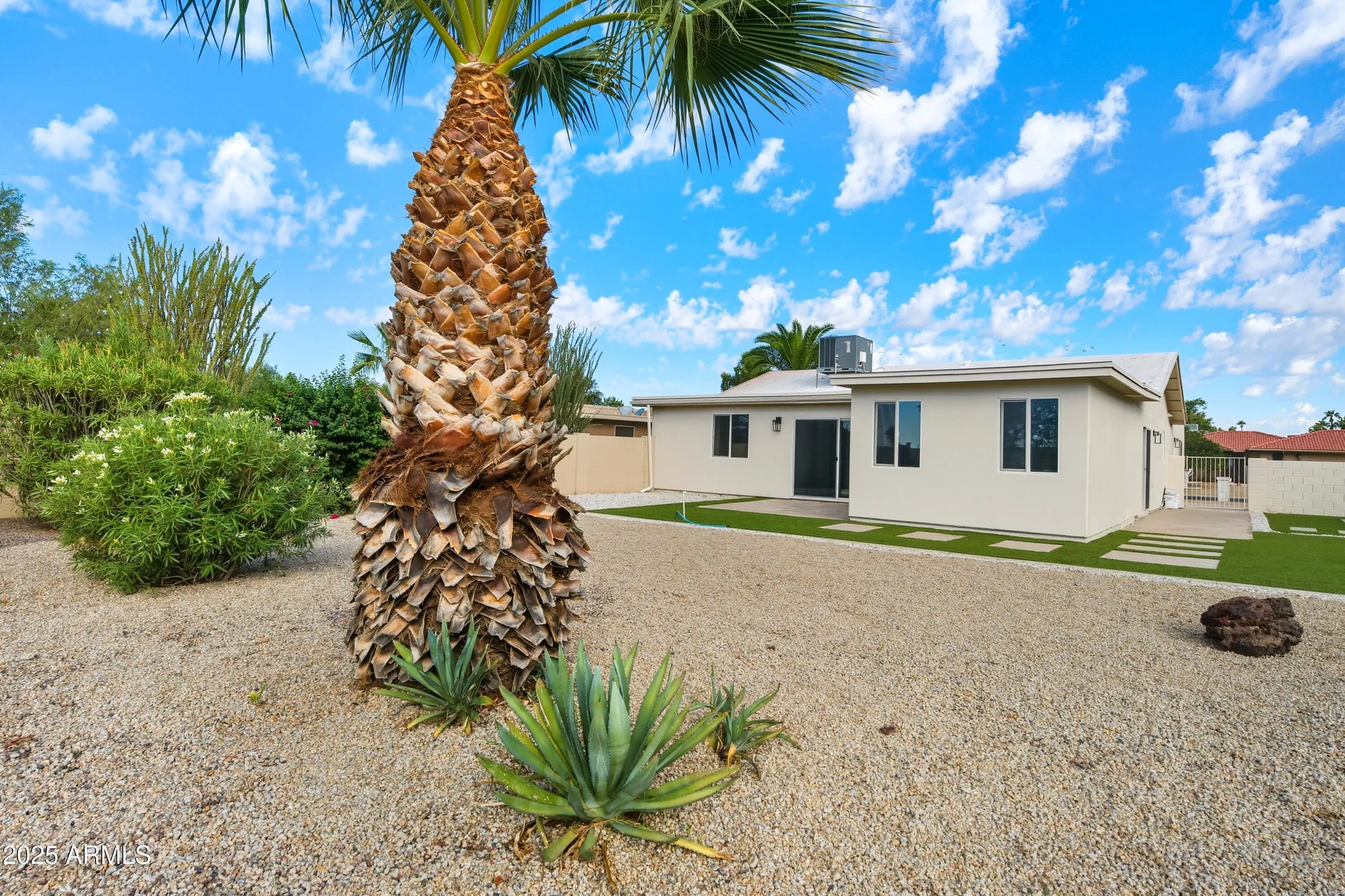 Property Slideshow image 33 of 37 | 26661 s howard dr, Sun Lakes, AZ, 85248