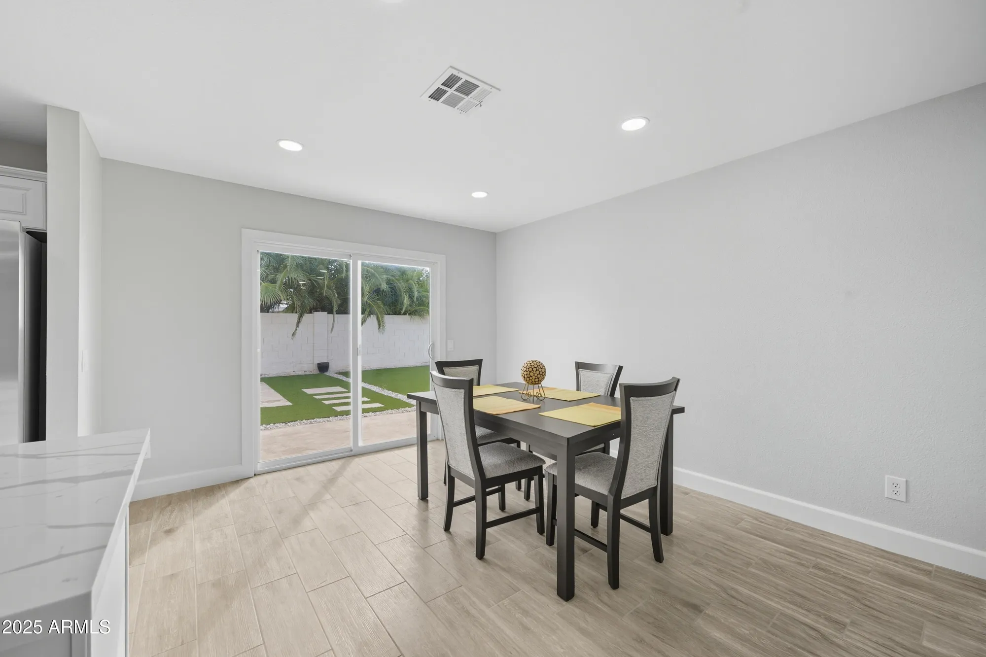 Property Slideshow image 14 of 37 | 26661 s howard dr, Sun Lakes, AZ, 85248