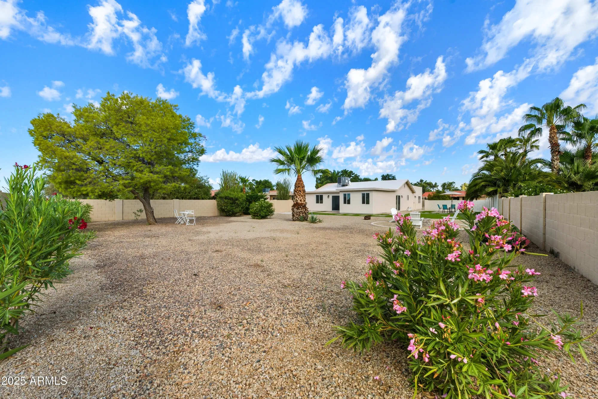 Property Slideshow image 31 of 37 | 26661 s howard dr, Sun Lakes, AZ, 85248
