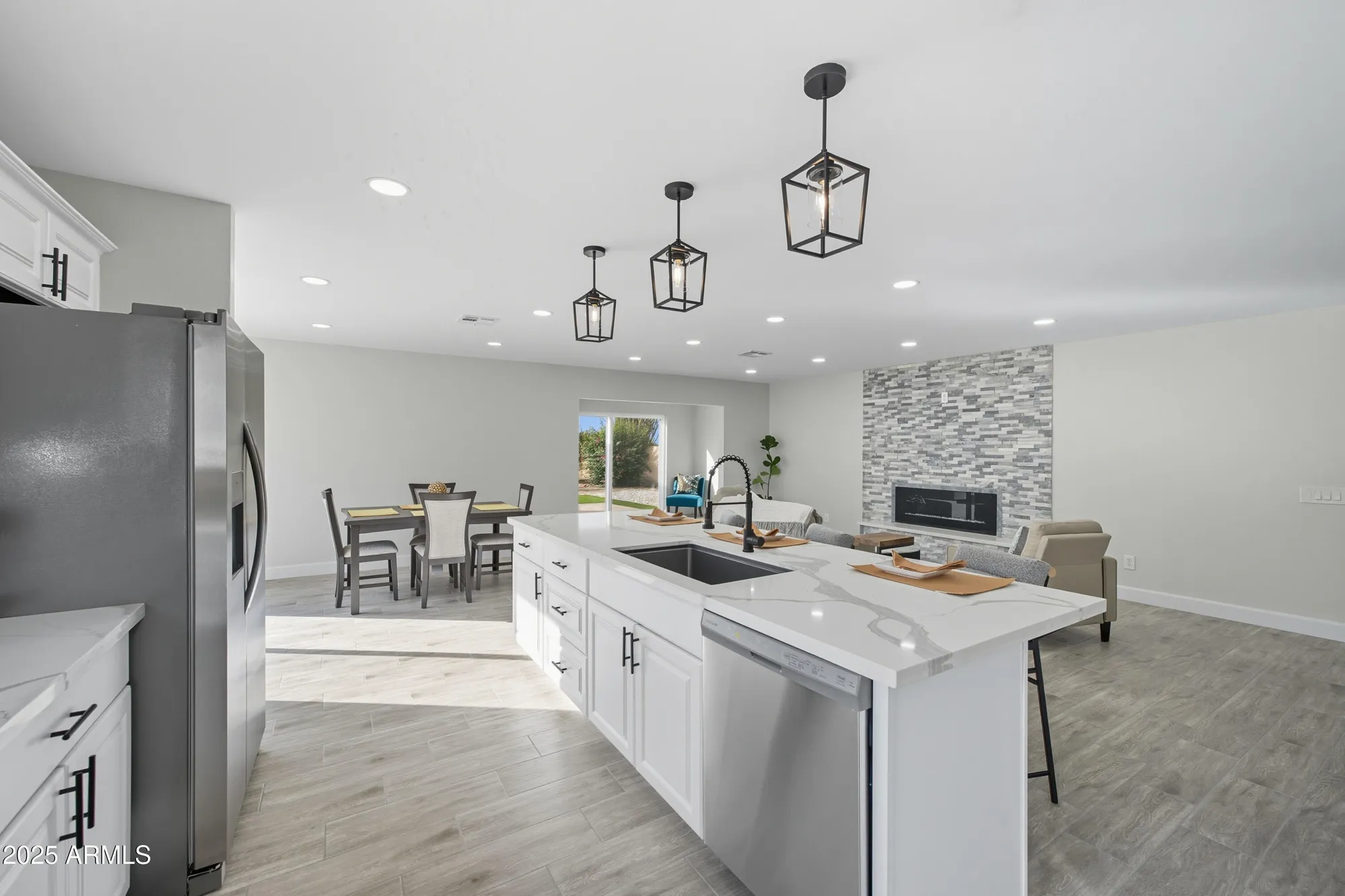 Property Slideshow image 11 of 37 | 26661 s howard dr, Sun Lakes, AZ, 85248