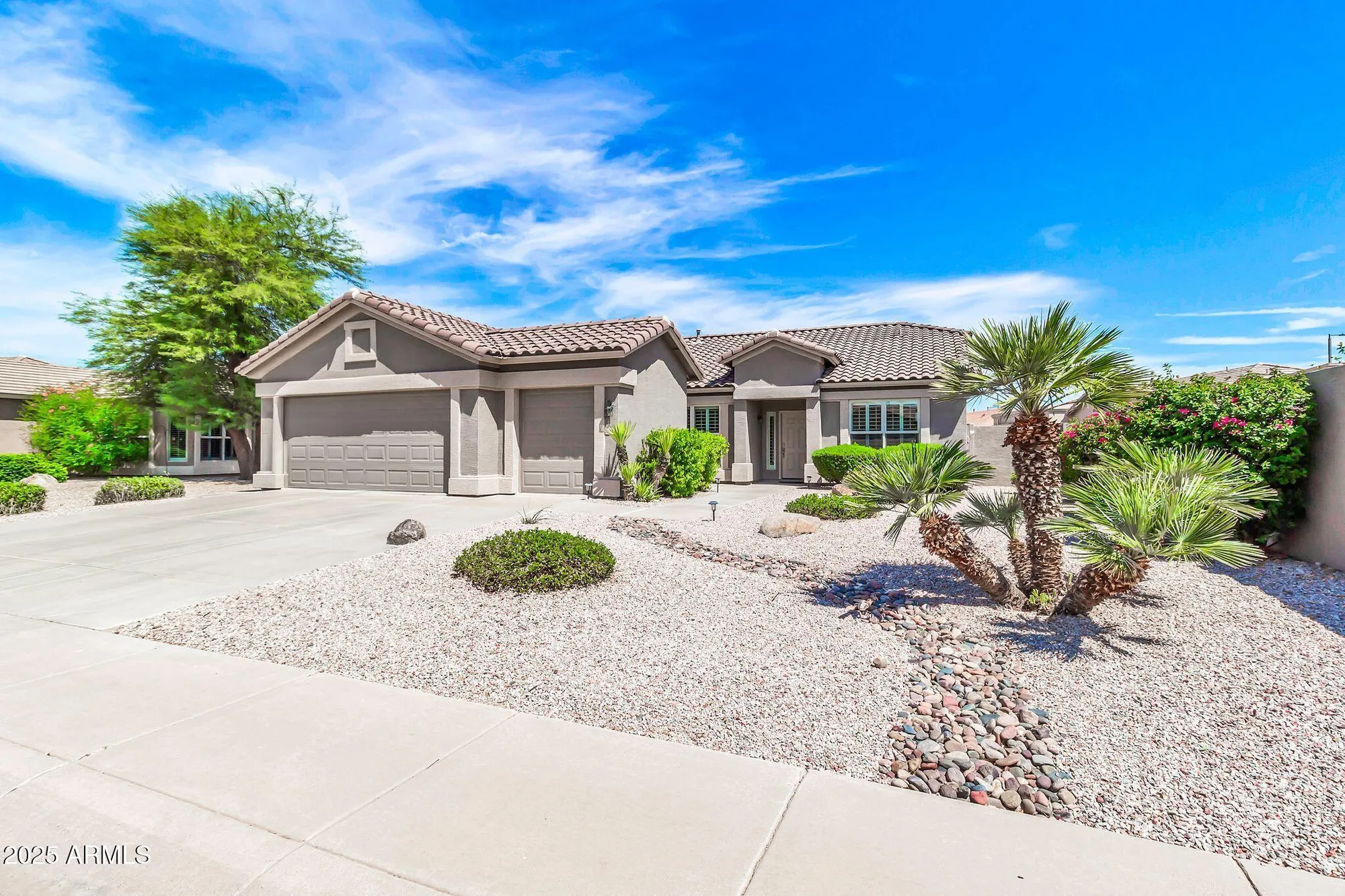 Property Slideshow image 1 of 30 | 3624 e county down dr, Chandler, AZ, 85249