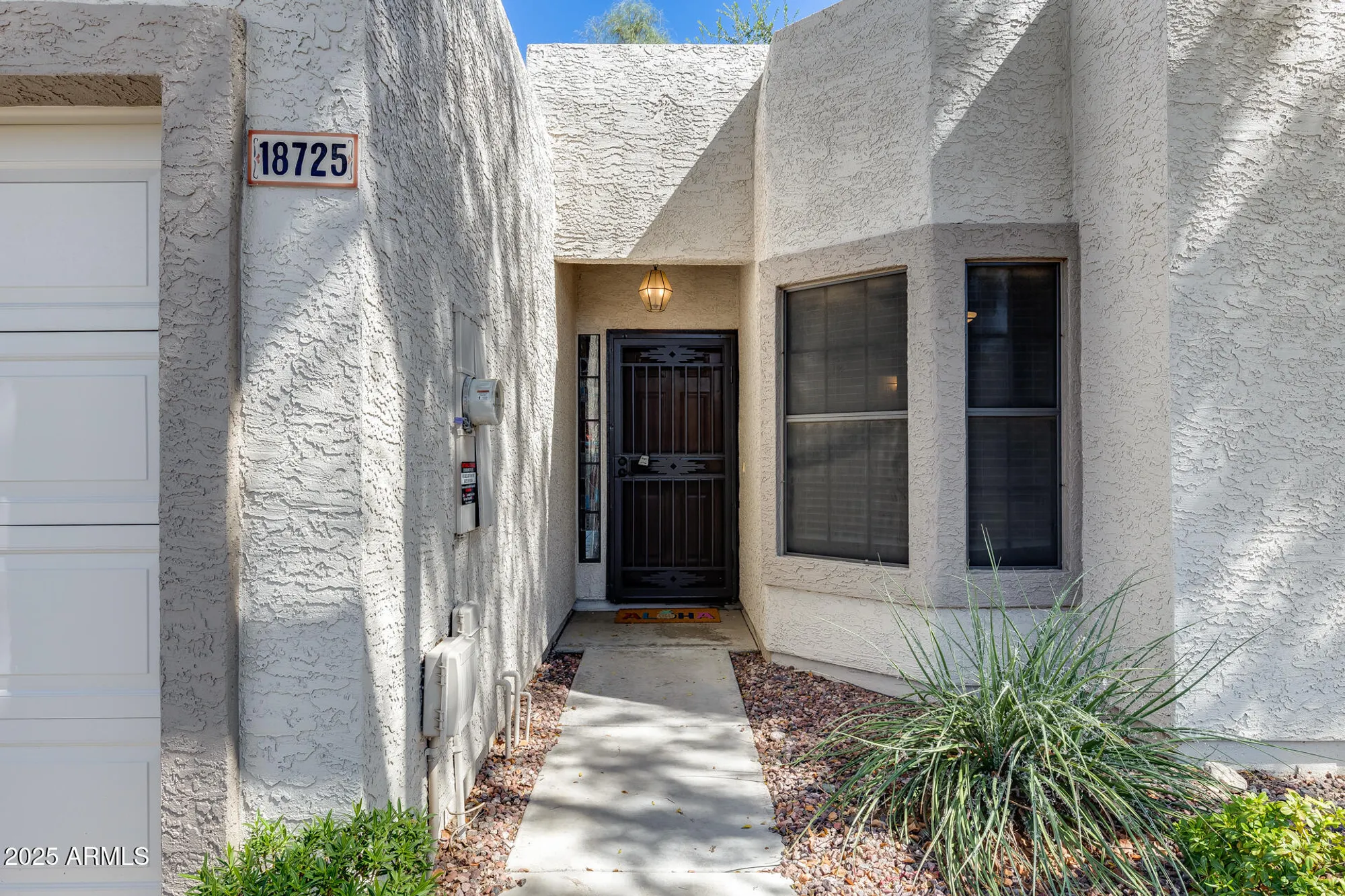 Property Slideshow image 2 of 26 | 18725 n 92nd dr, Peoria, AZ, 85382