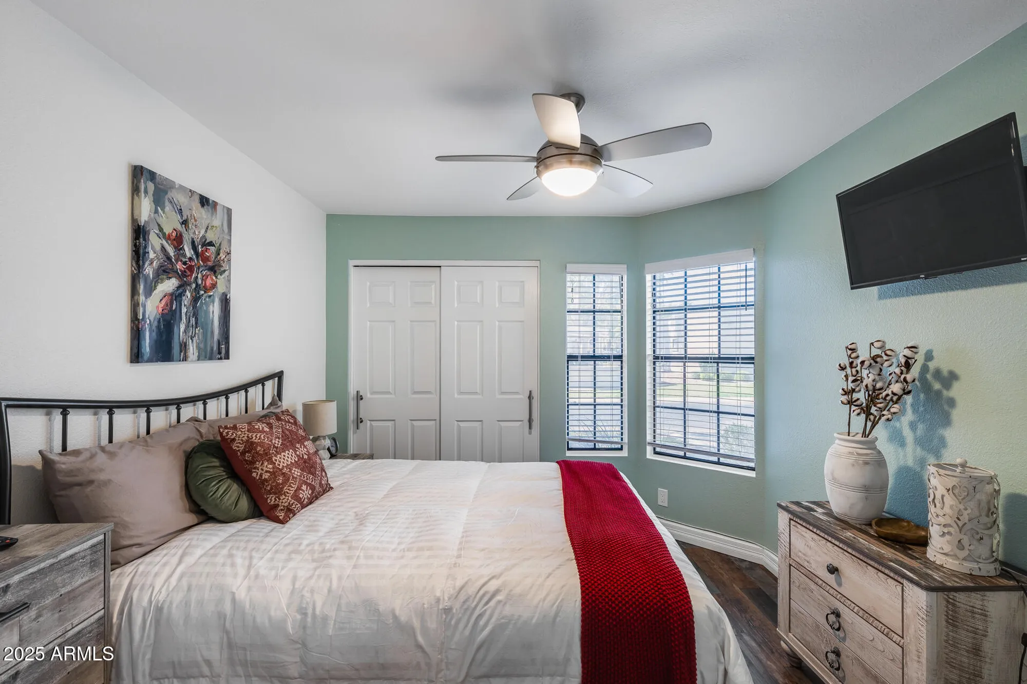 Property Slideshow image 16 of 26 | 18725 n 92nd dr, Peoria, AZ, 85382