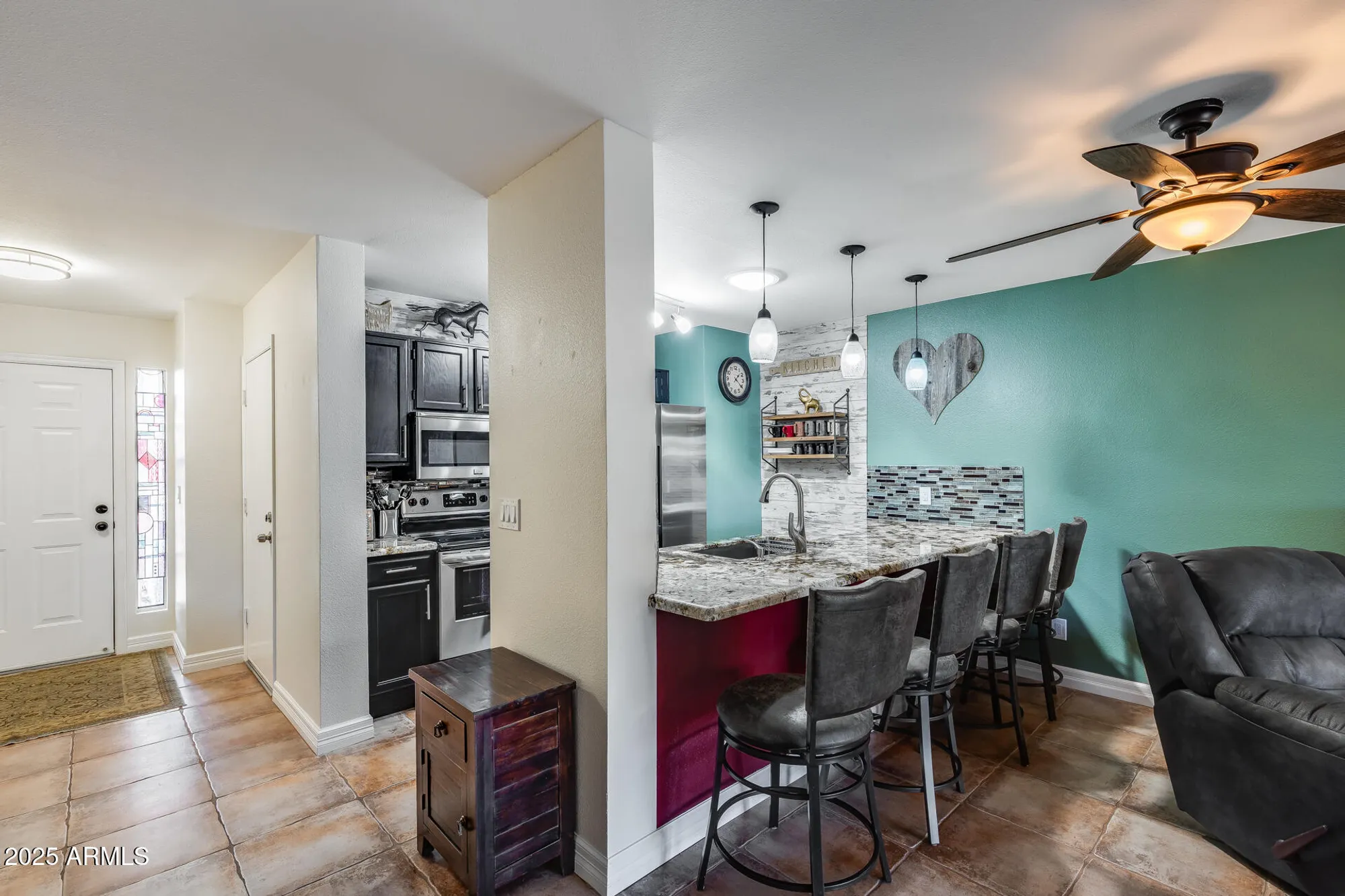 Property Slideshow image 8 of 26 | 18725 n 92nd dr, Peoria, AZ, 85382