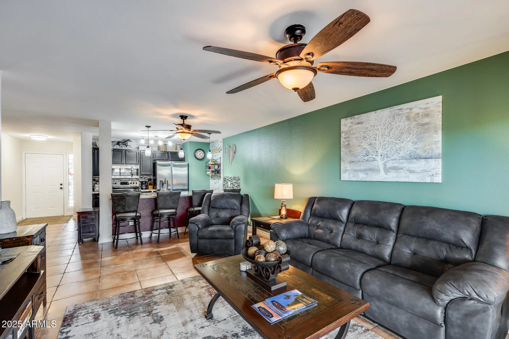 Property Slideshow image 10 of 26 | 18725 n 92nd dr, Peoria, AZ, 85382