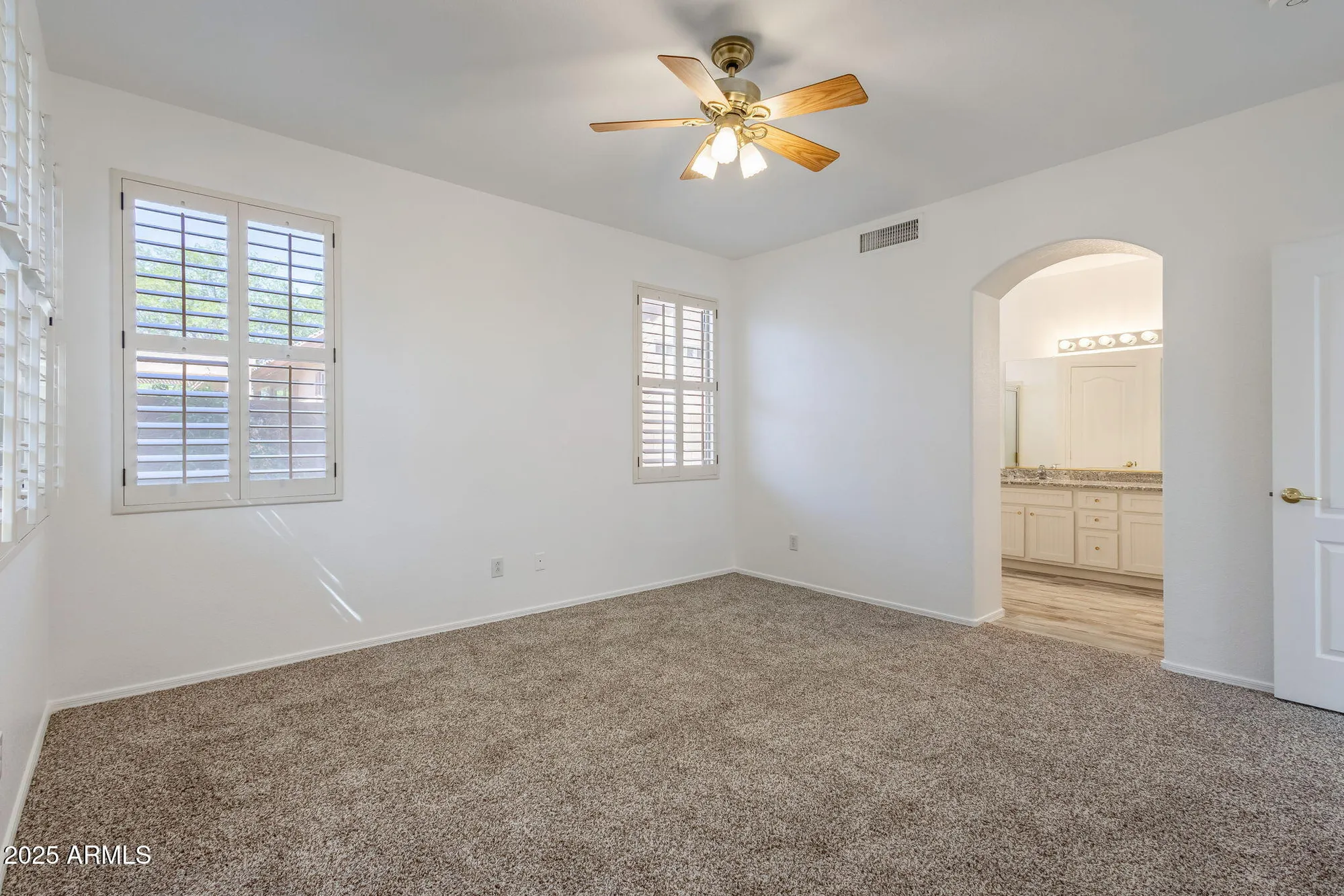 Property Slideshow image 19 of 35 | 18083 w douglas way, Surprise, AZ, 85374