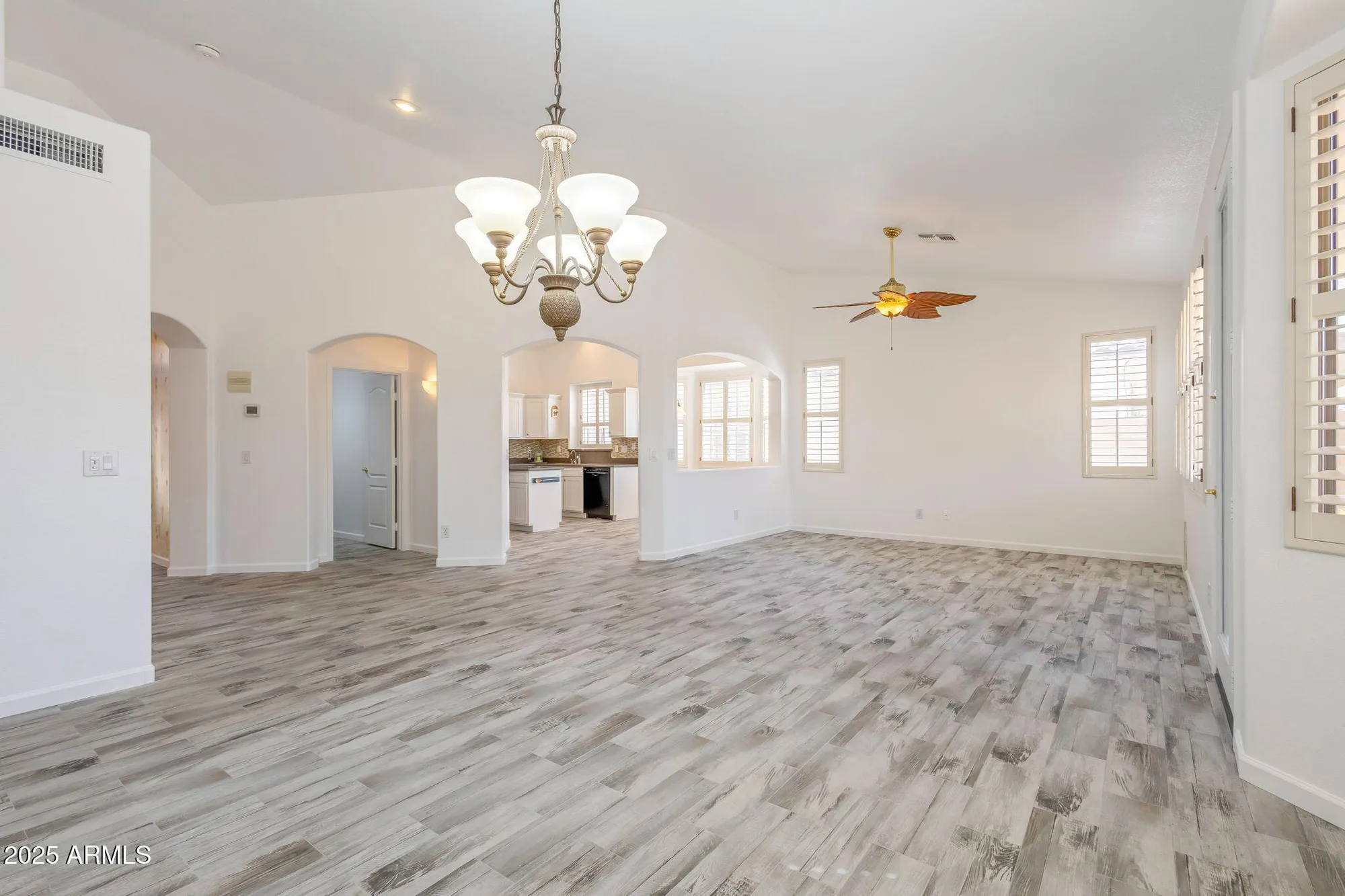 Property Slideshow image 9 of 35 | 18083 w douglas way, Surprise, AZ, 85374