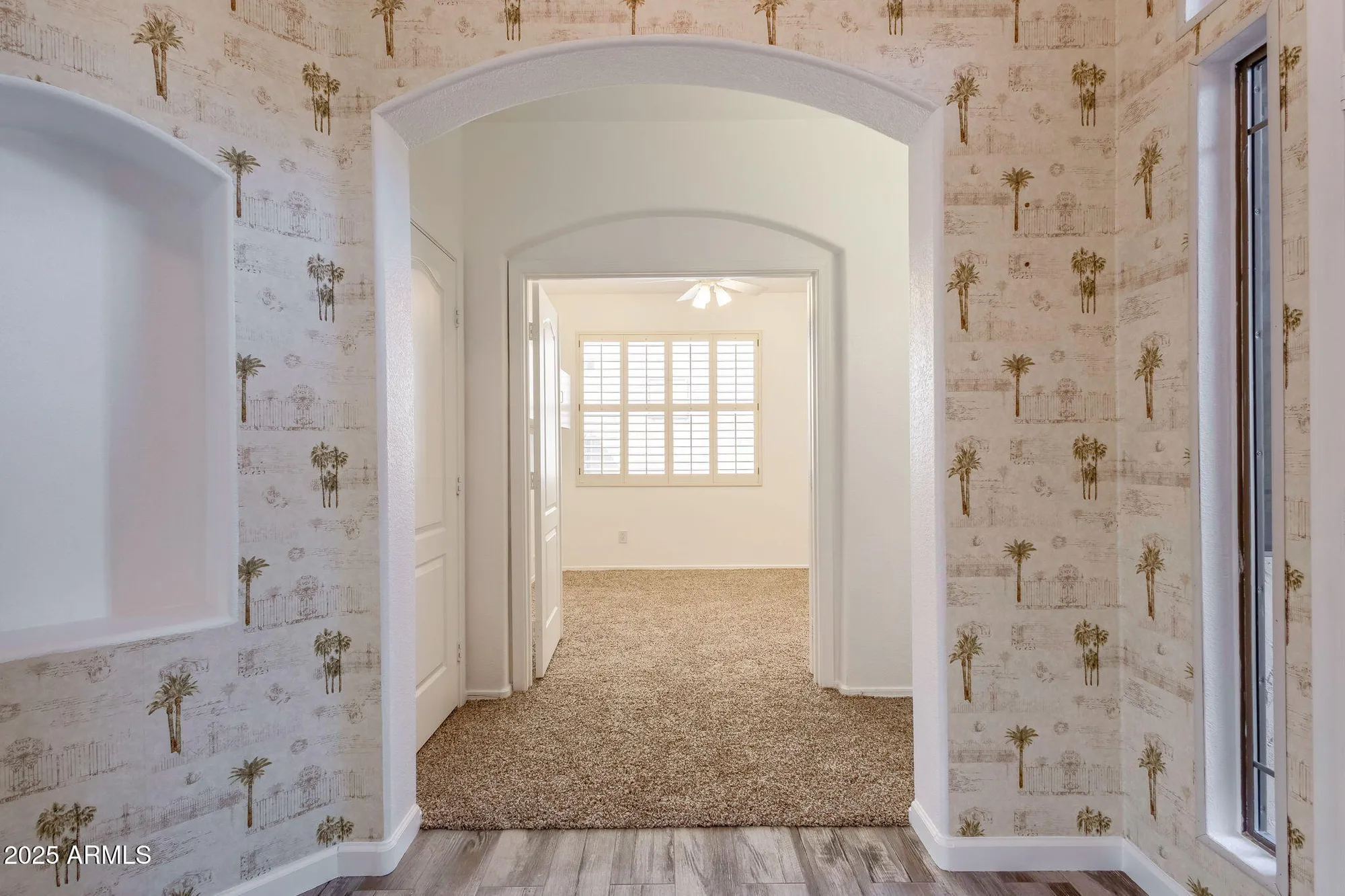 Property Slideshow image 22 of 35 | 18083 w douglas way, Surprise, AZ, 85374