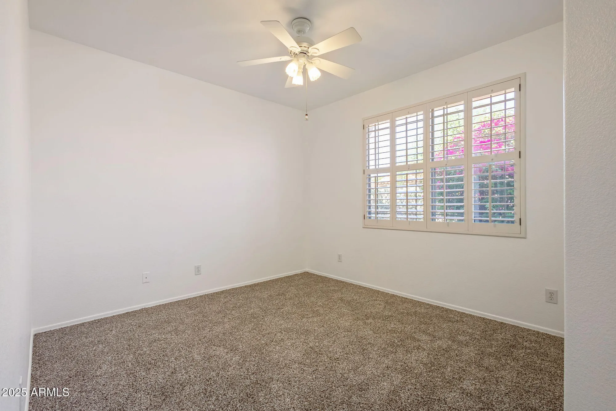 Property Slideshow image 25 of 35 | 18083 w douglas way, Surprise, AZ, 85374