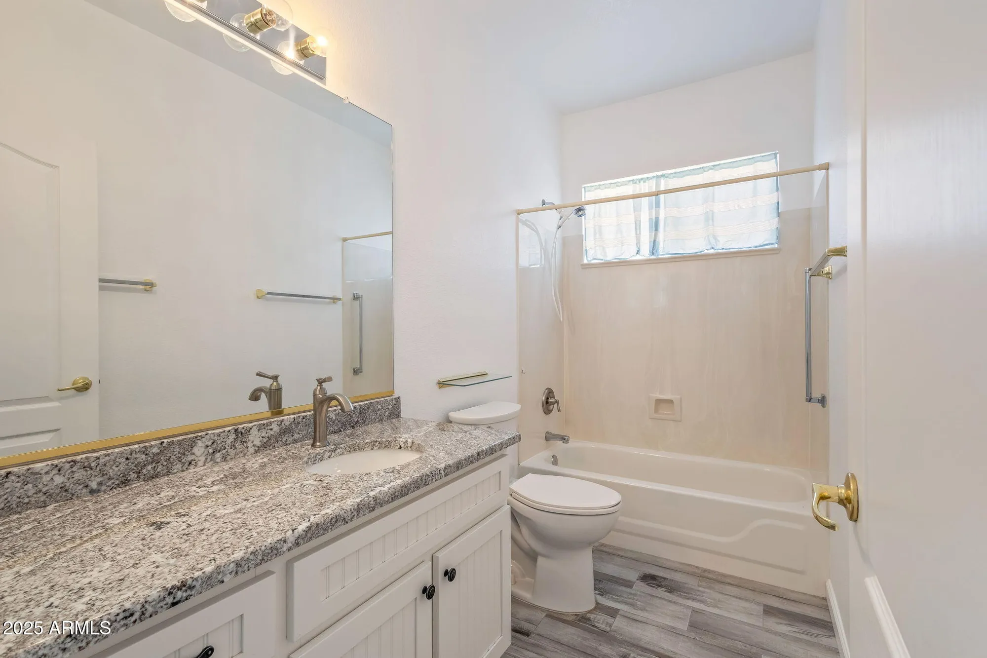 Property Slideshow image 26 of 35 | 18083 w douglas way, Surprise, AZ, 85374