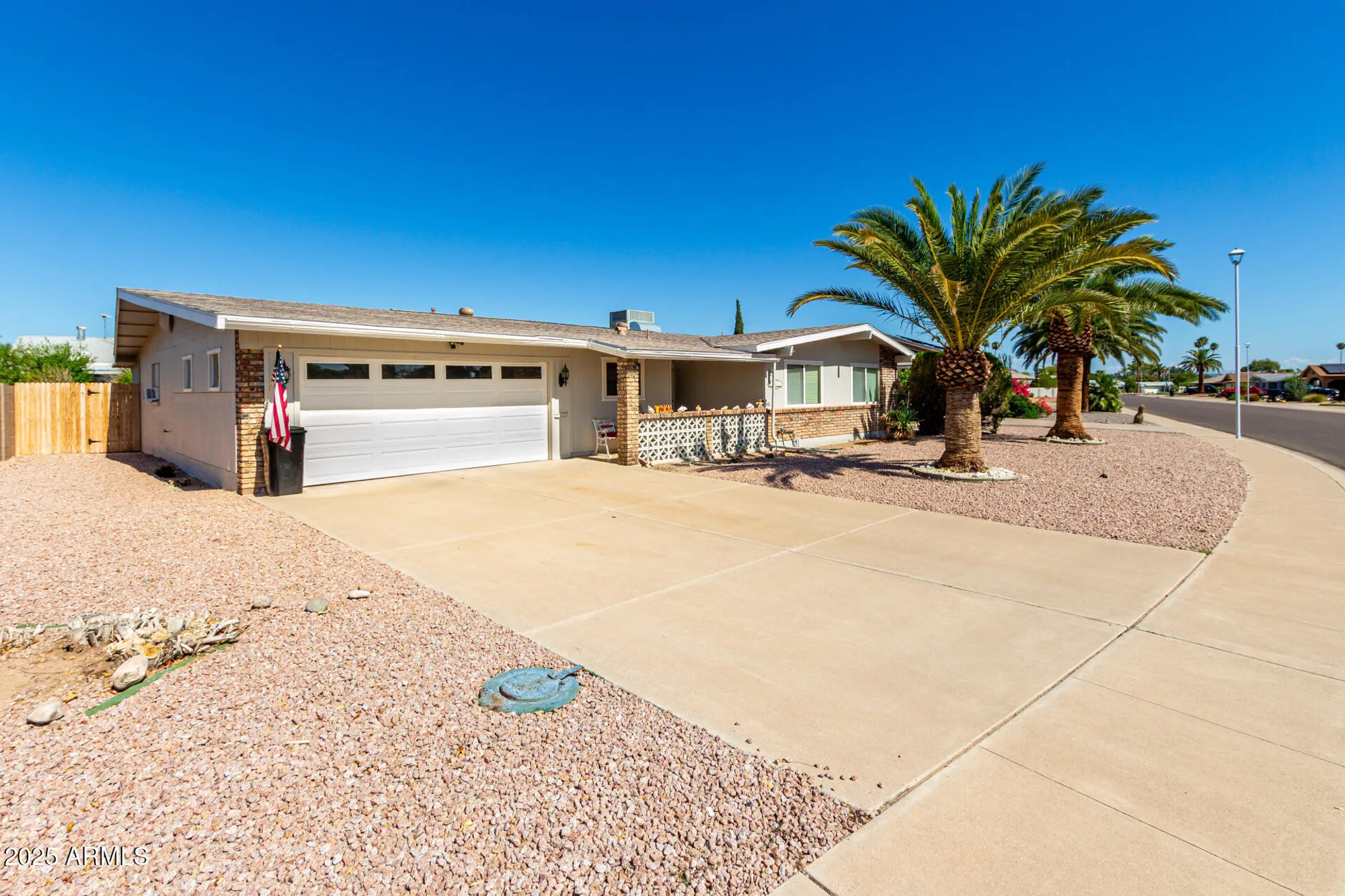 Property Slideshow image 2 of 10 | 11002 w deanne dr, Sun City, AZ, 85351