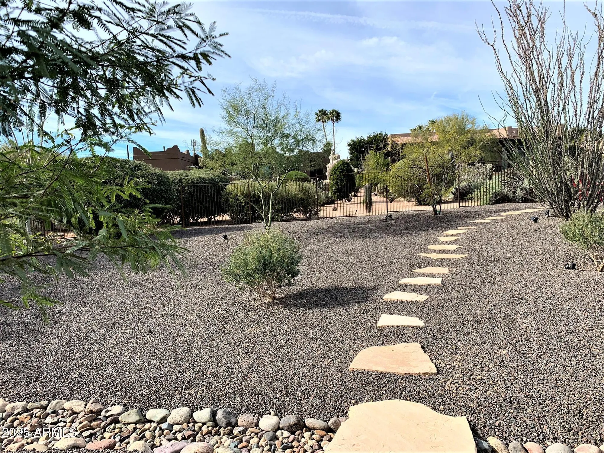 Property Slideshow image 6 of 41 | 18524 e horseshoe bnd, Rio Verde, AZ, 85263