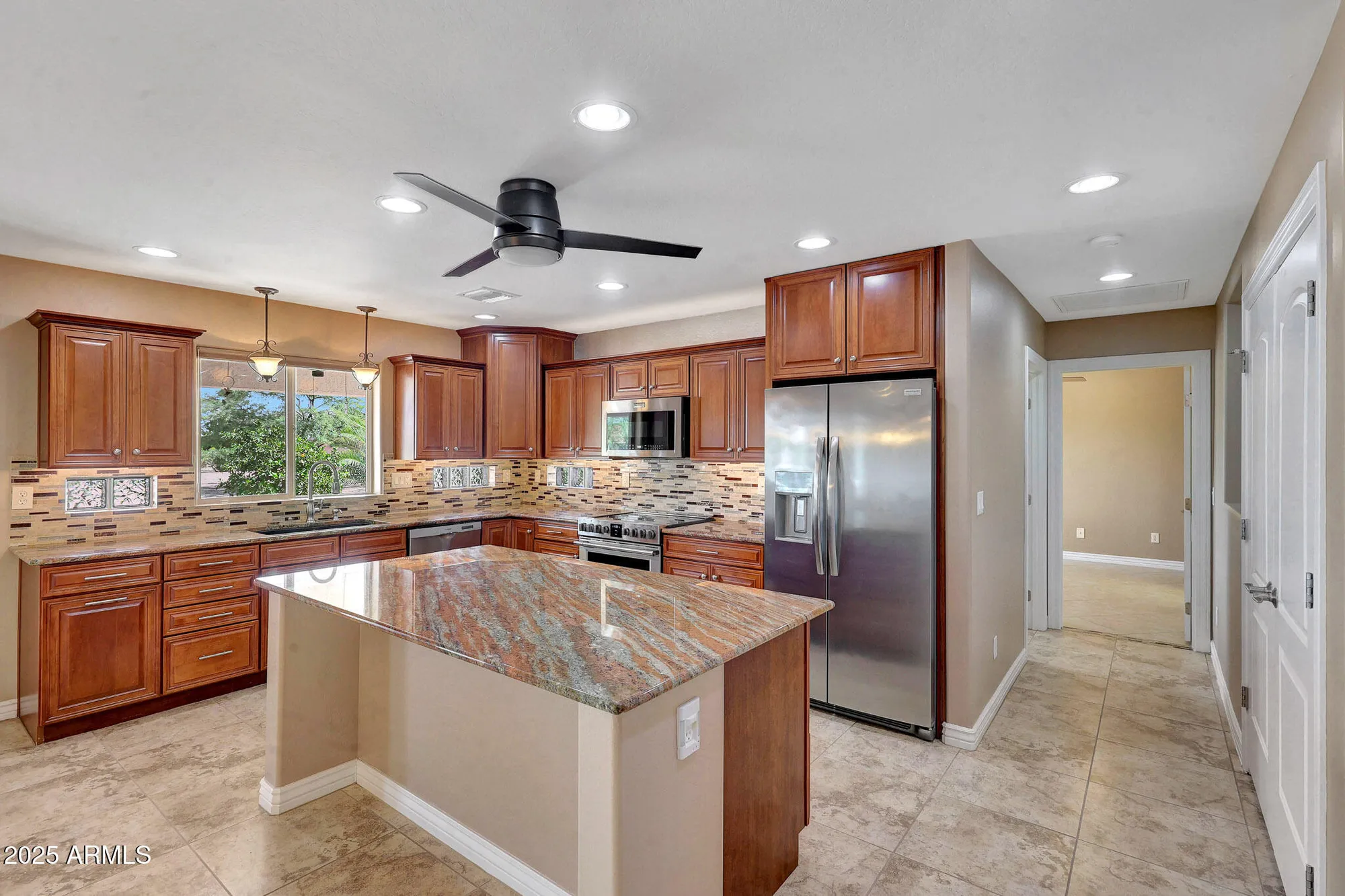 Property Slideshow image 34 of 73 | 19835 n 100th dr, Sun City, AZ, 85373