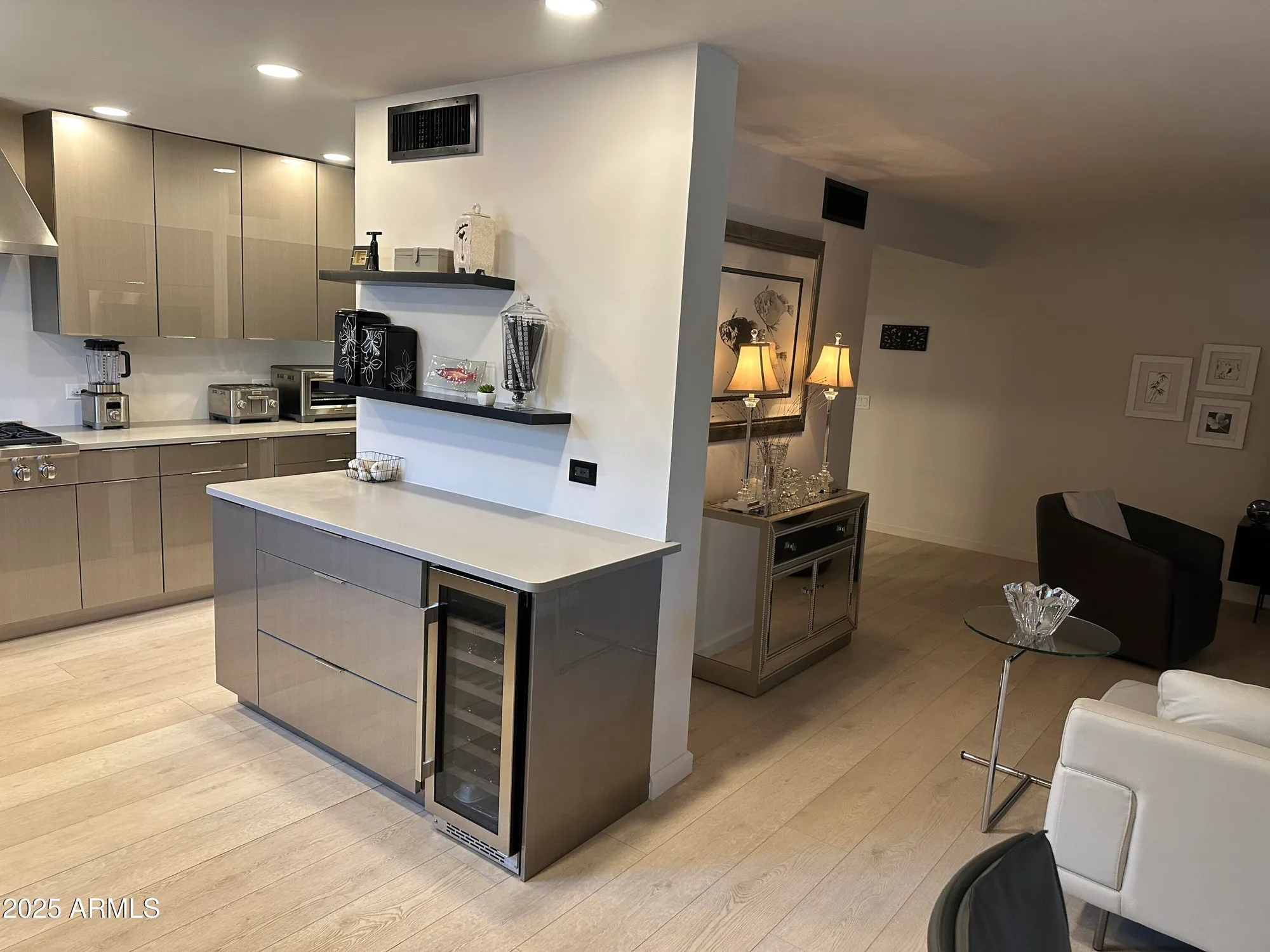 Property Slideshow image 10 of 60 | 26451 s hogan dr, Sun Lakes, AZ, 85248