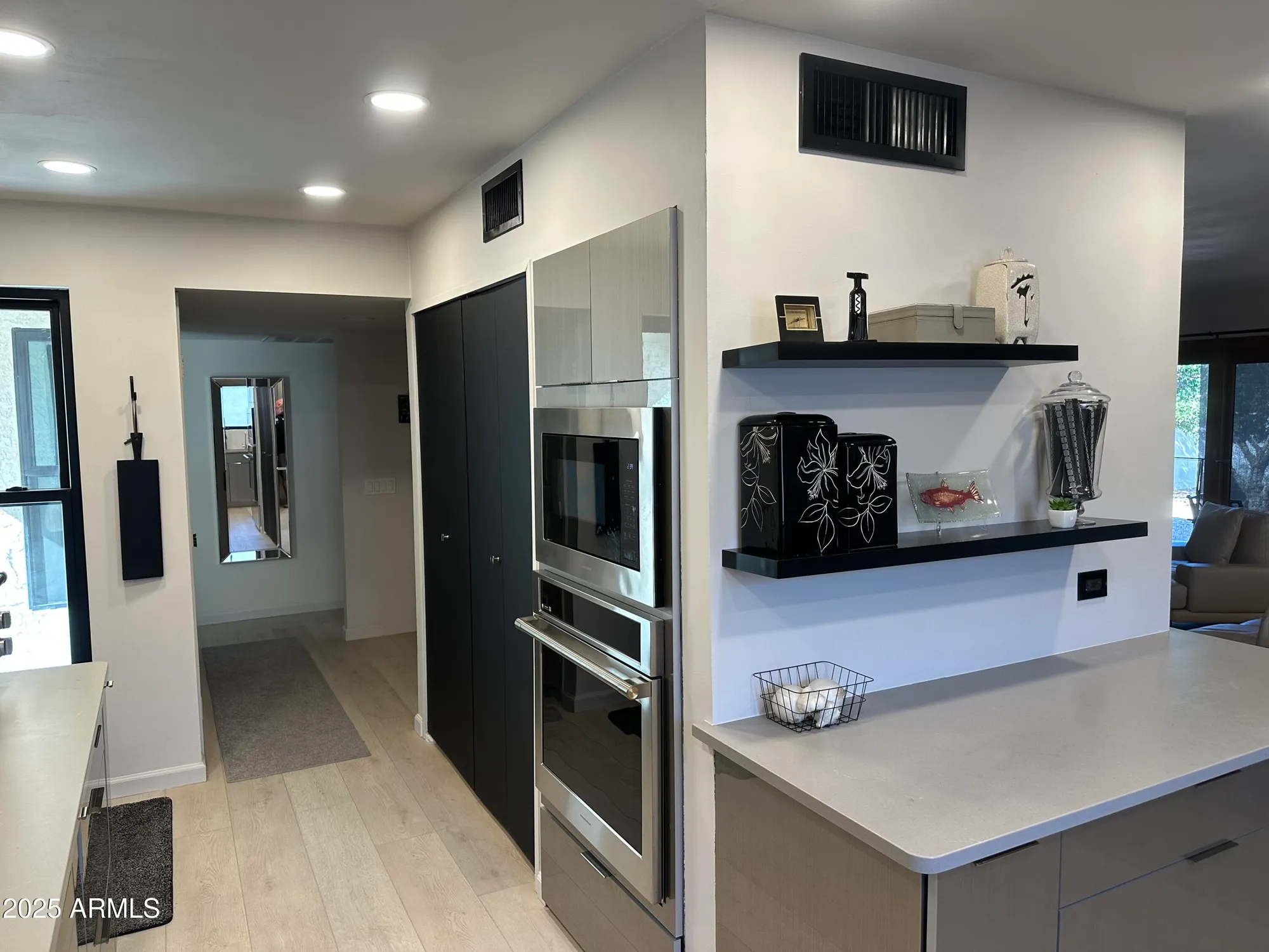 Property Slideshow image 11 of 60 | 26451 s hogan dr, Sun Lakes, AZ, 85248