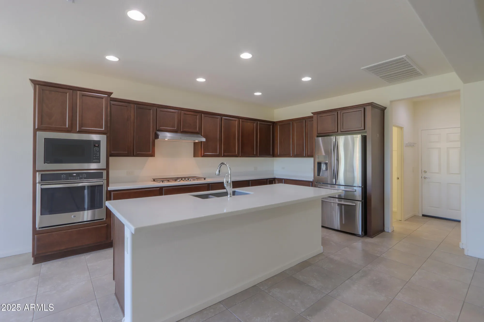 Property Slideshow image 4 of 37 | 4696 w buckskin dr, Eloy, AZ, 85131