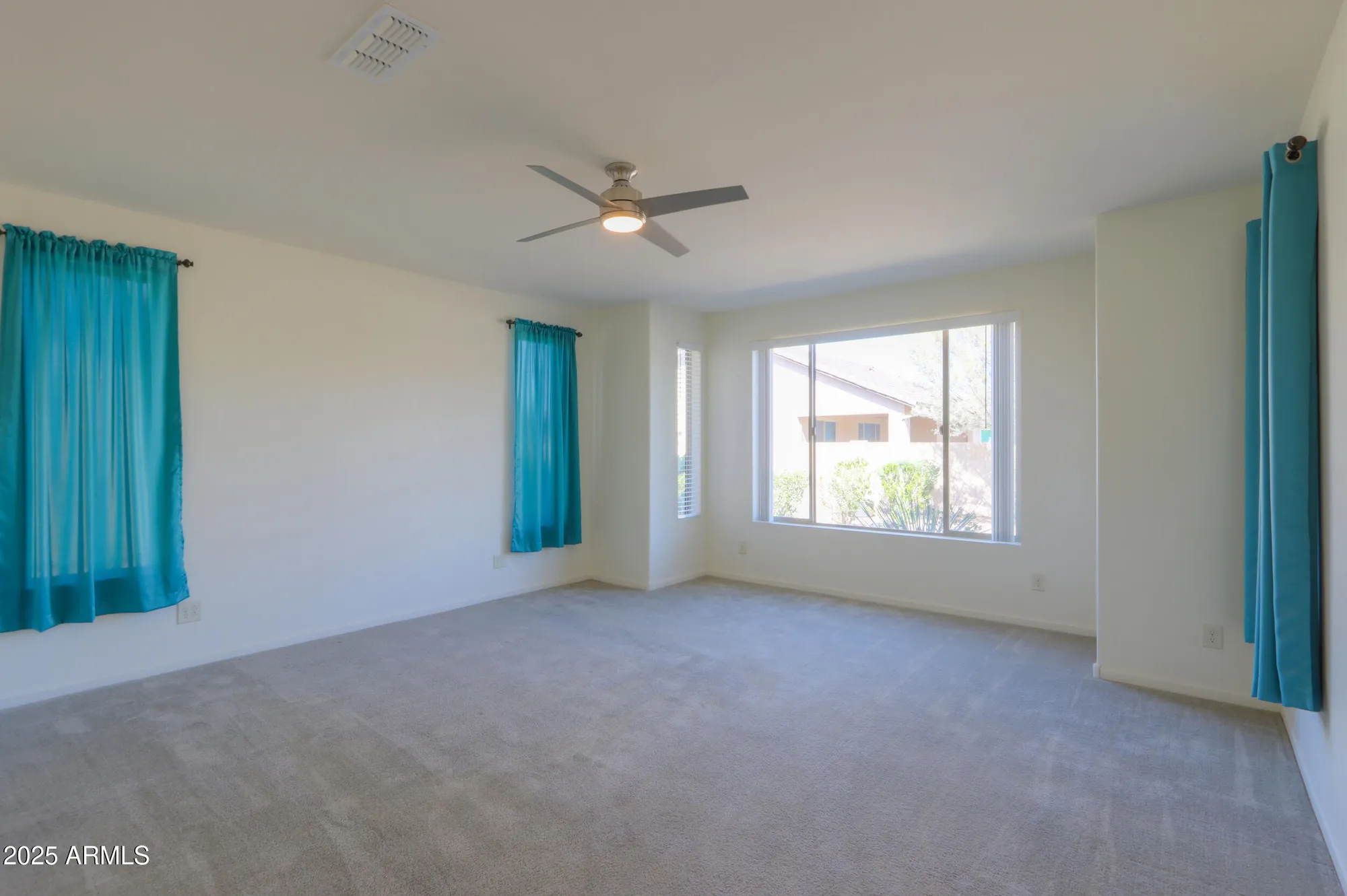 Property Slideshow image 15 of 37 | 4696 w buckskin dr, Eloy, AZ, 85131