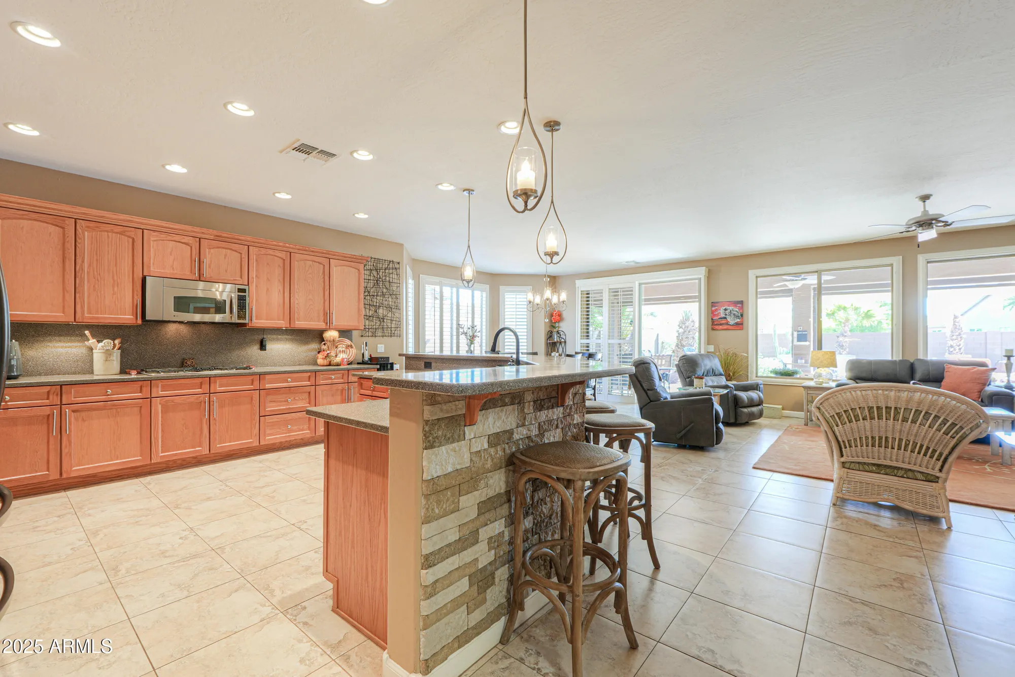 Property Slideshow image 13 of 48 | 4757 w nogales way, Eloy, AZ, 85131