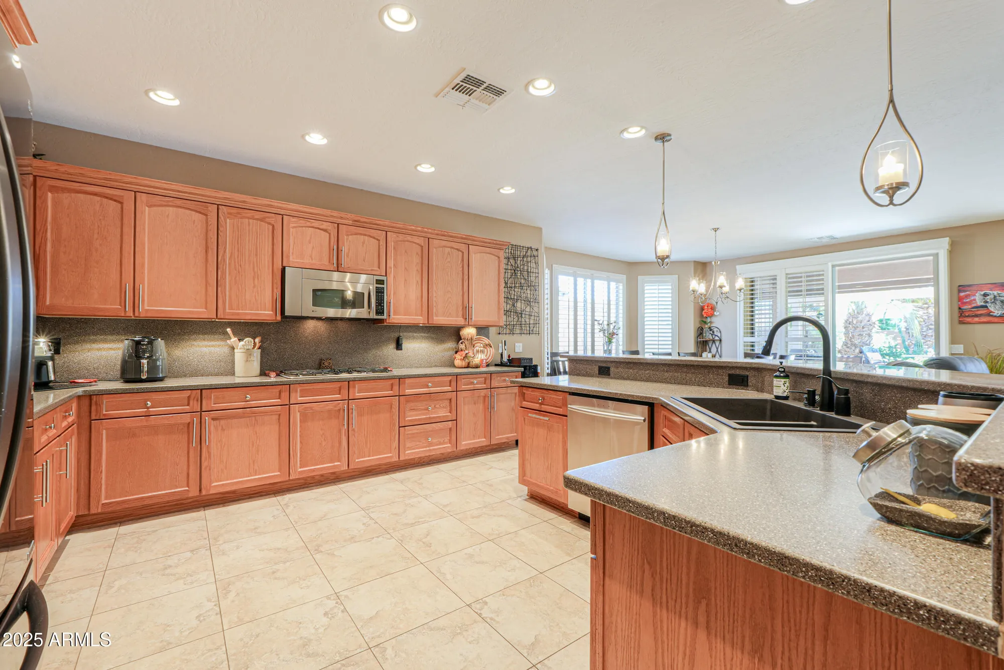 Property Slideshow image 9 of 48 | 4757 w nogales way, Eloy, AZ, 85131