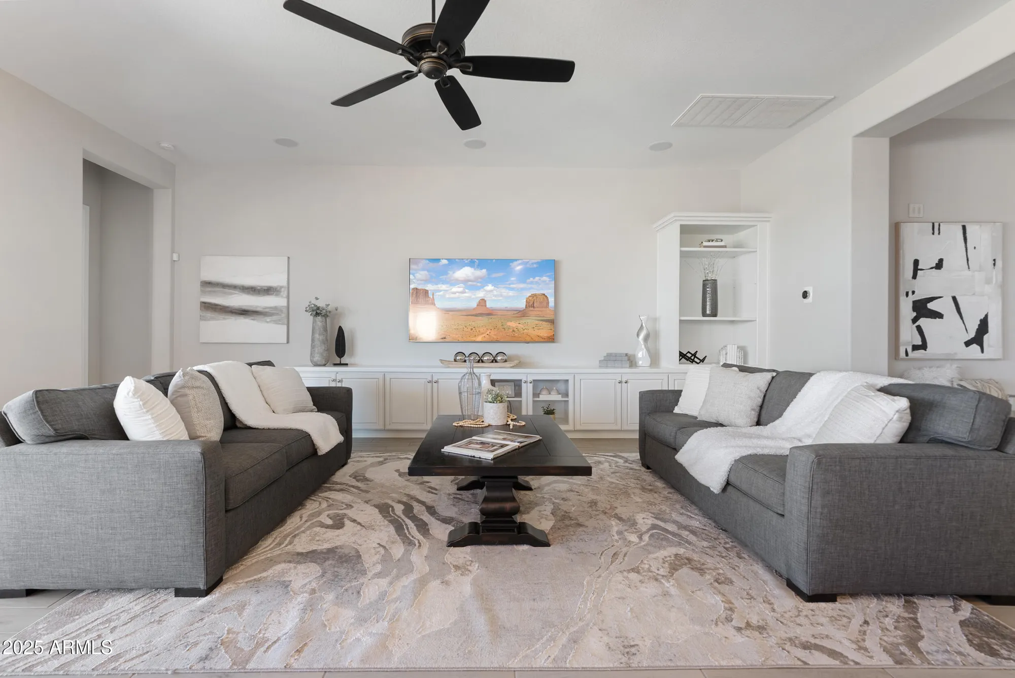 Property Slideshow image 19 of 73 | 5189 n 206th dr, Buckeye, AZ, 85396