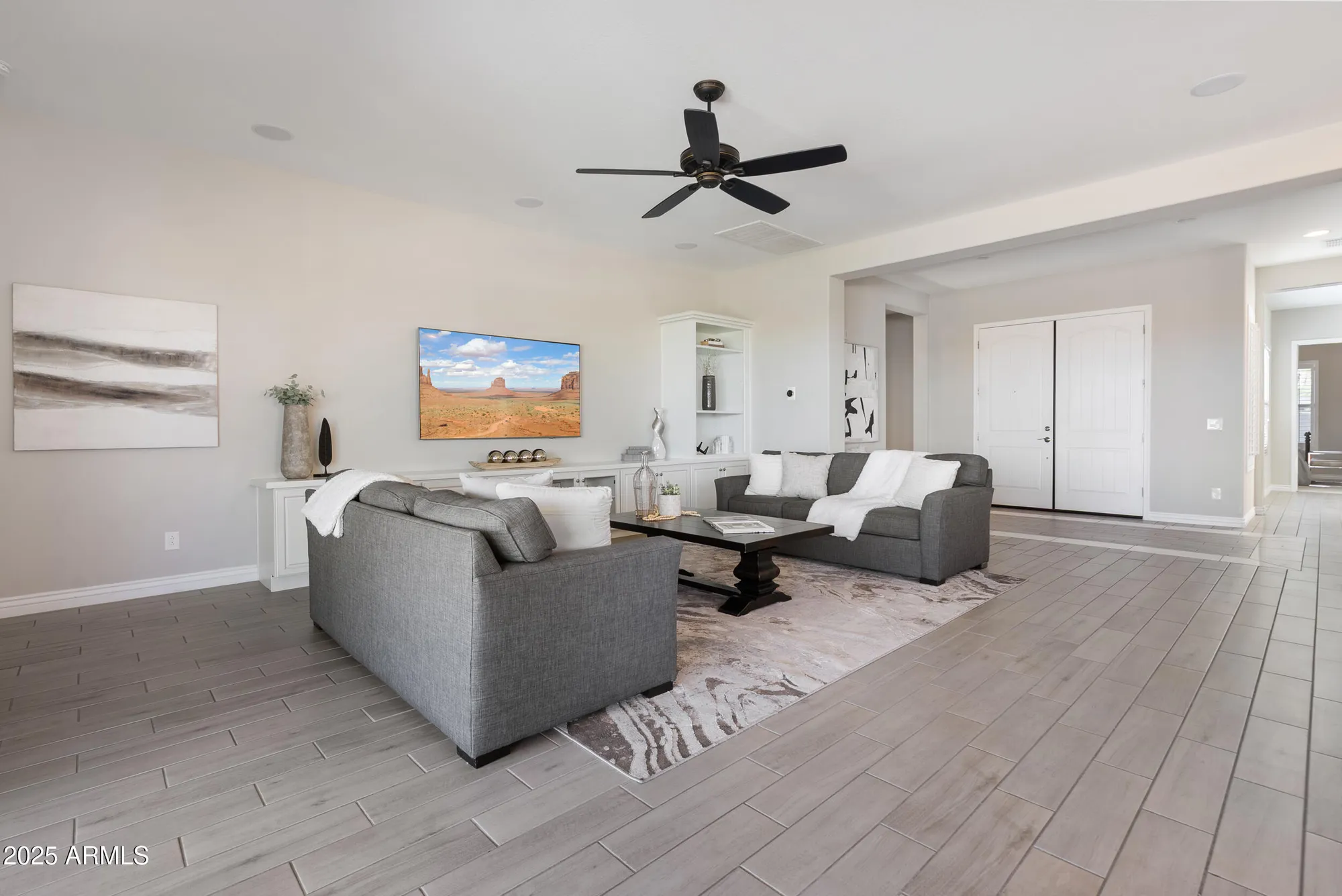 Property Slideshow image 18 of 73 | 5189 n 206th dr, Buckeye, AZ, 85396