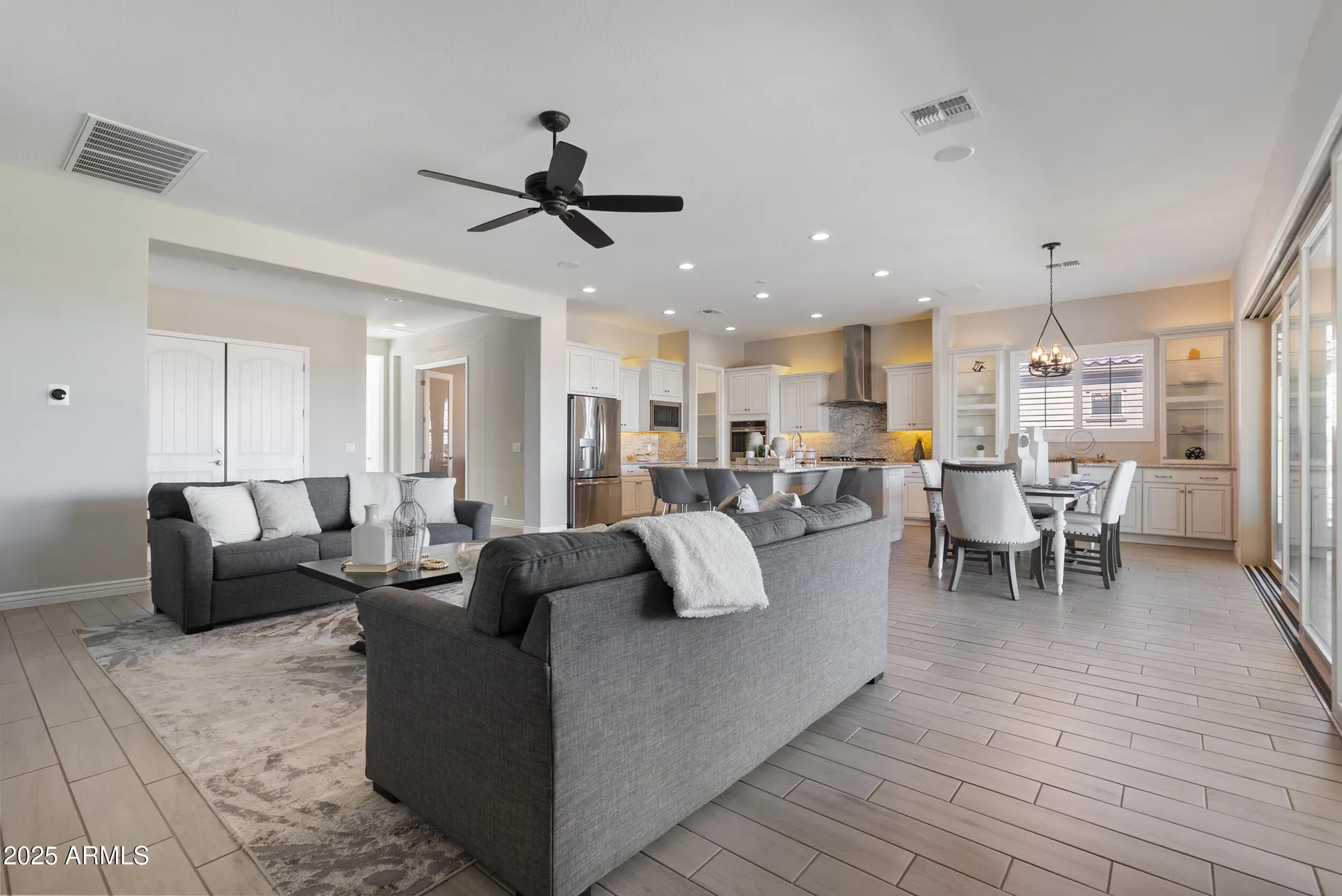 Property Slideshow image 20 of 73 | 5189 n 206th dr, Buckeye, AZ, 85396