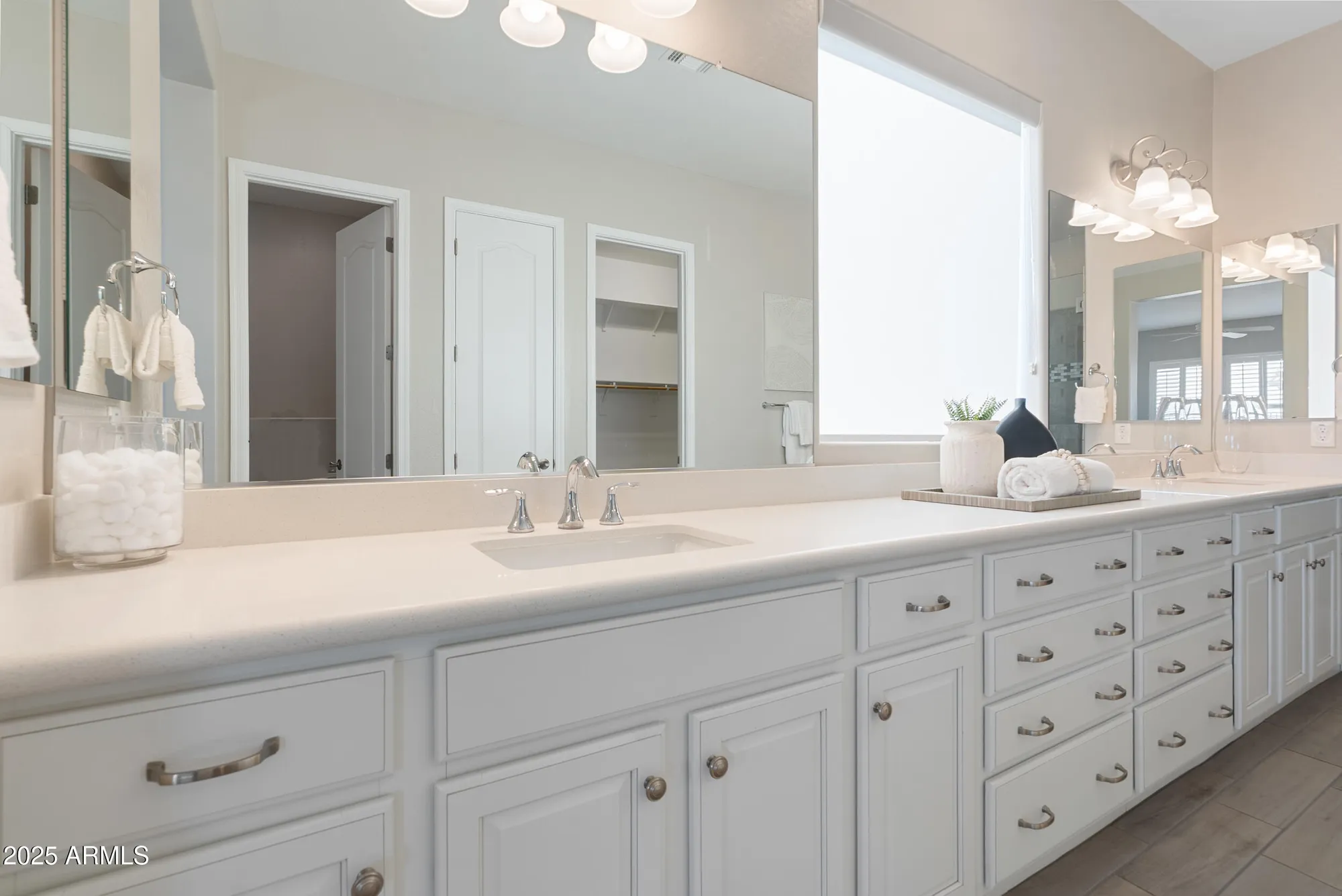 Property Slideshow image 35 of 73 | 5189 n 206th dr, Buckeye, AZ, 85396