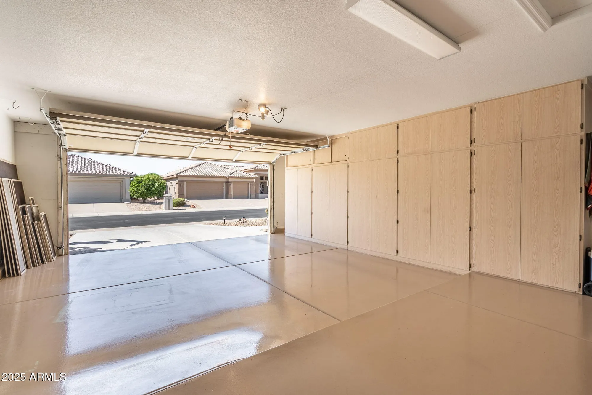 Property Slideshow image 35 of 44 | 18319 n sterling dr, Surprise, AZ, 85374