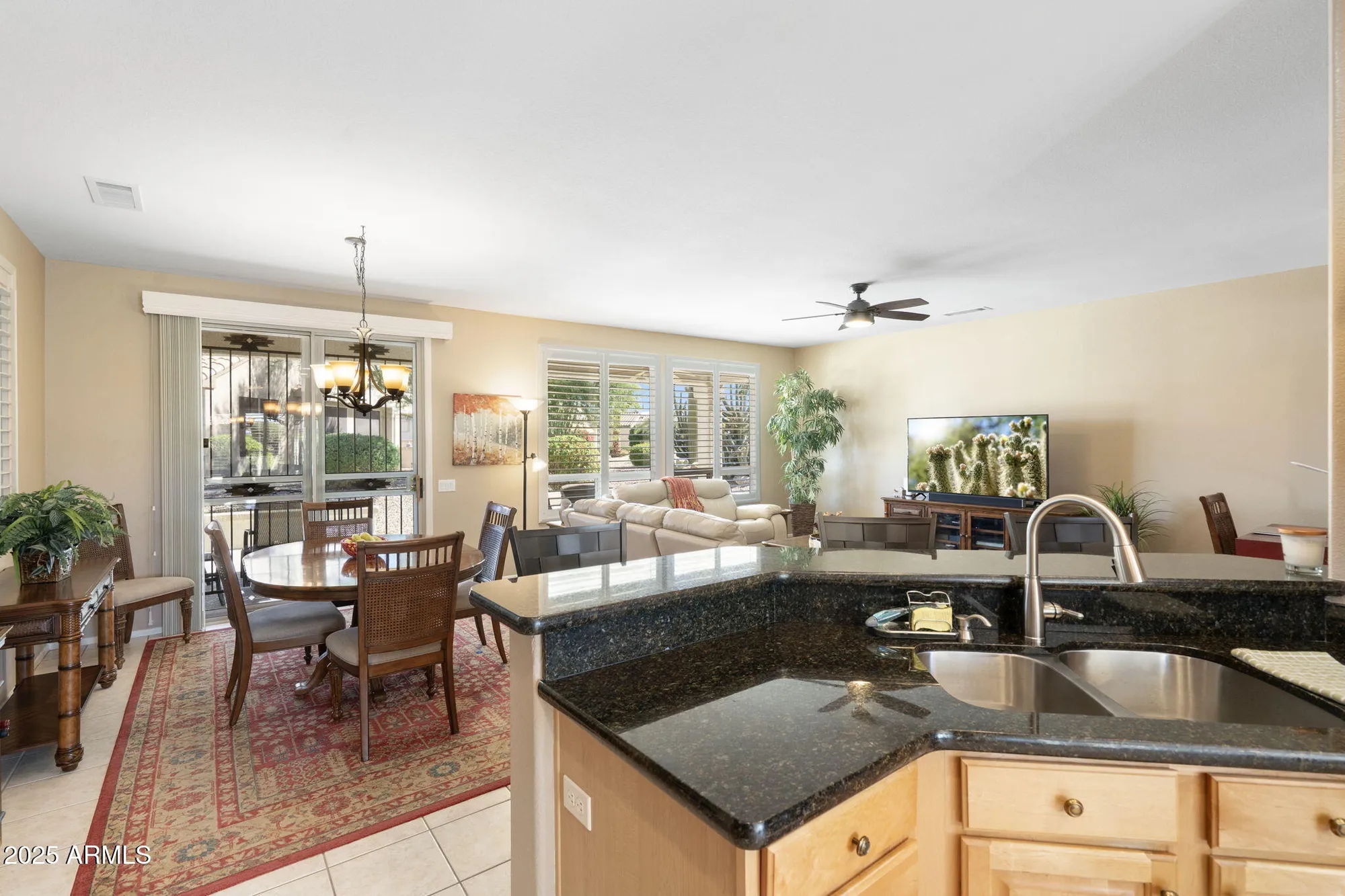 Property Slideshow image 15 of 44 | 18319 n sterling dr, Surprise, AZ, 85374