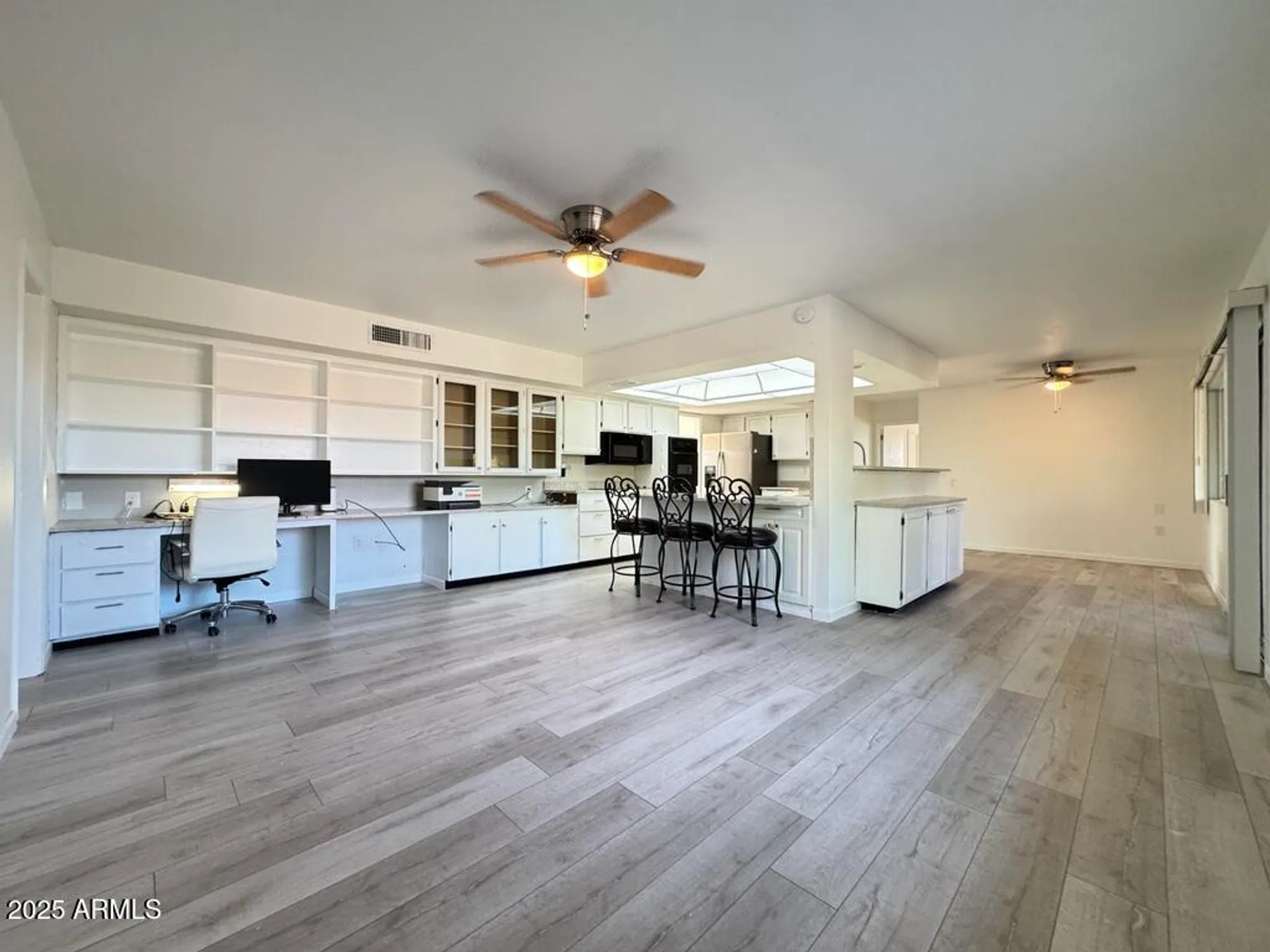 Property Slideshow image 12 of 32 | 10414 w ponderosa cir, Sun City, AZ, 85373