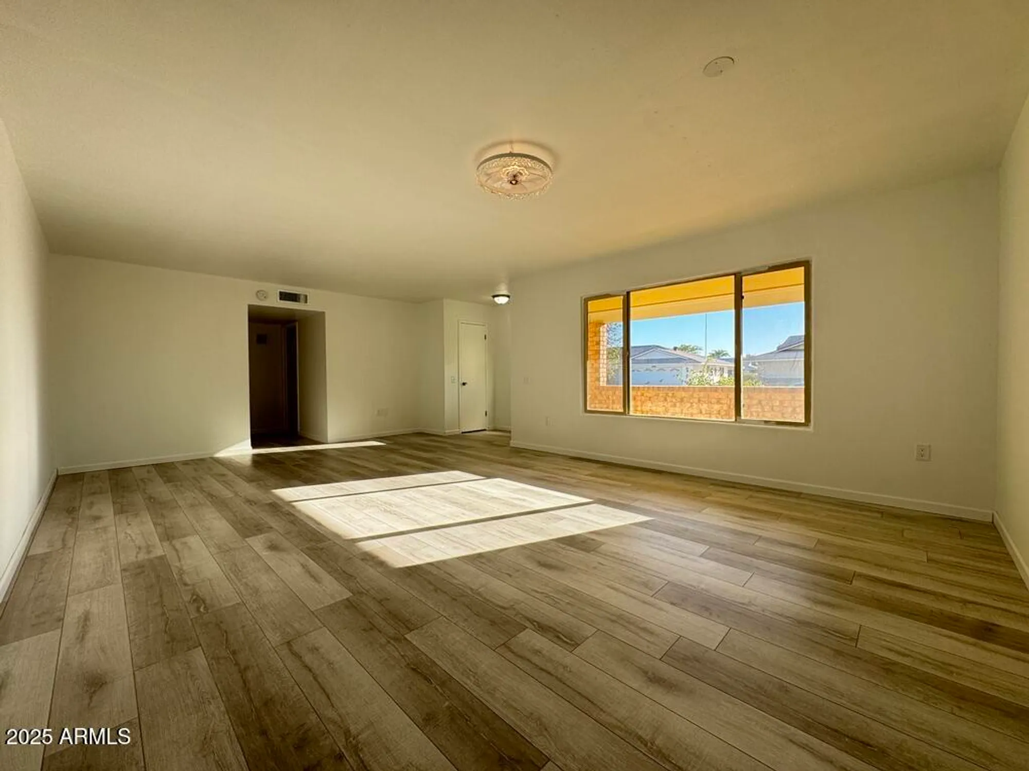 Property Slideshow image 7 of 32 | 10414 w ponderosa cir, Sun City, AZ, 85373